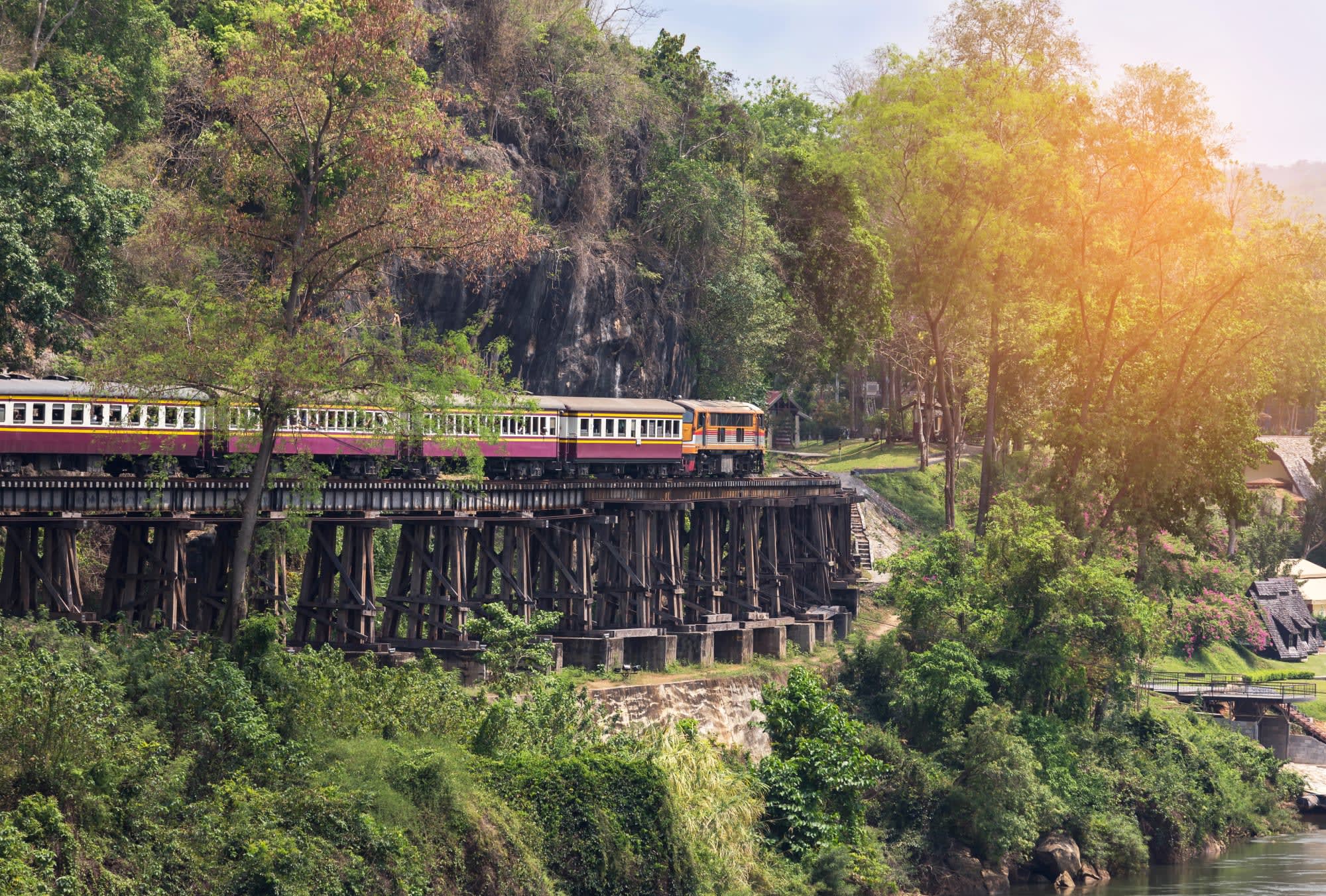 Soft Adventure River Kwai Gruppe ab Bangkok: Thailand Kanchanaburi