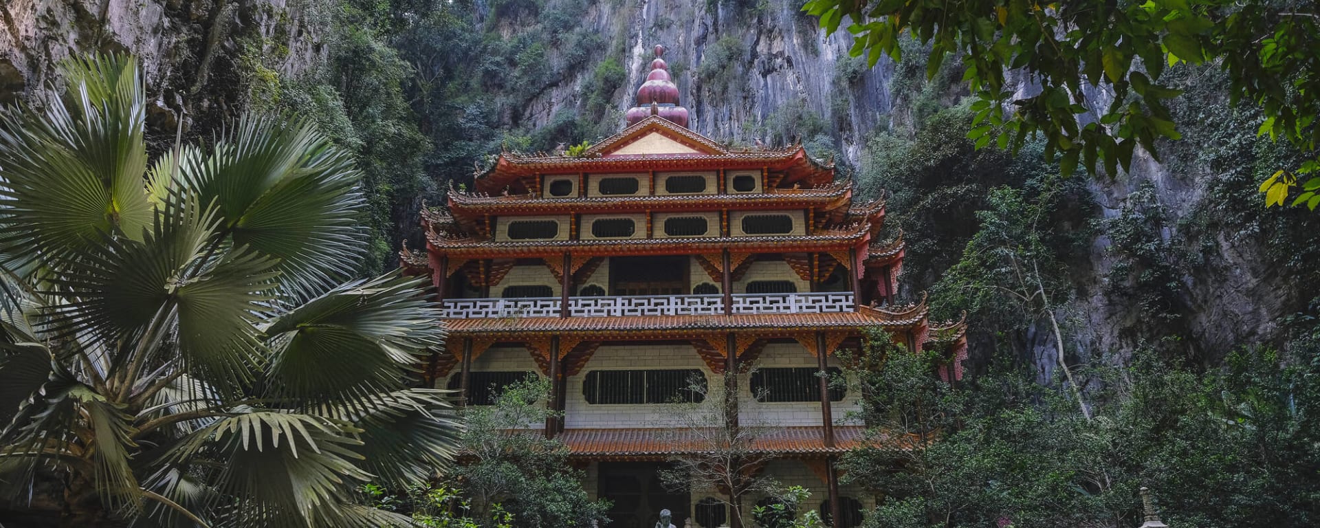 Malaysia Deluxe - Option I Pangkor Laut ab Kuala Lumpur: Malaysia Ipoh Sam Poh Long Höhlentempel