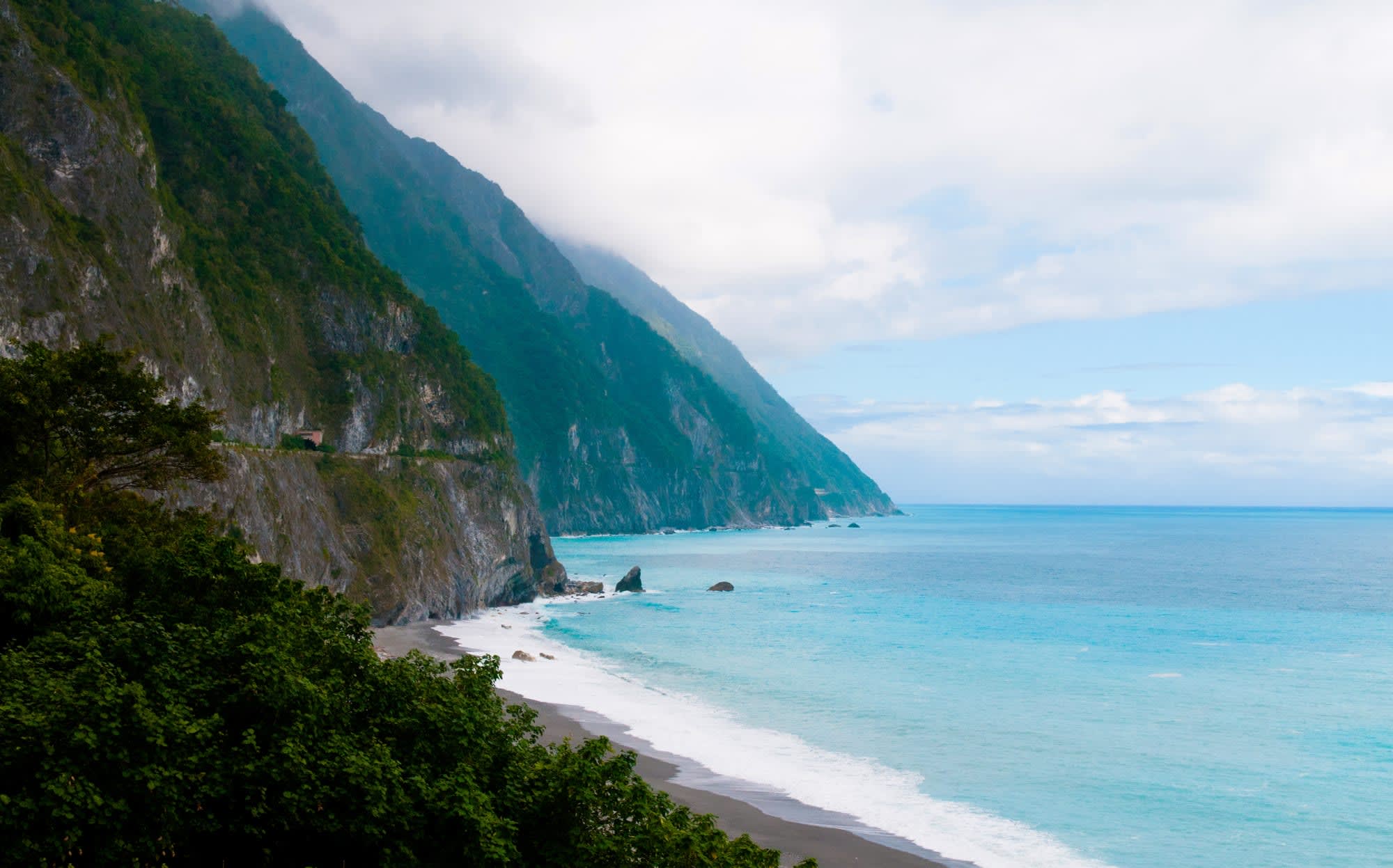 Große Taiwan Mietwagenreise ab Taipei: Taiwan Ostküste Qingshui Klippen