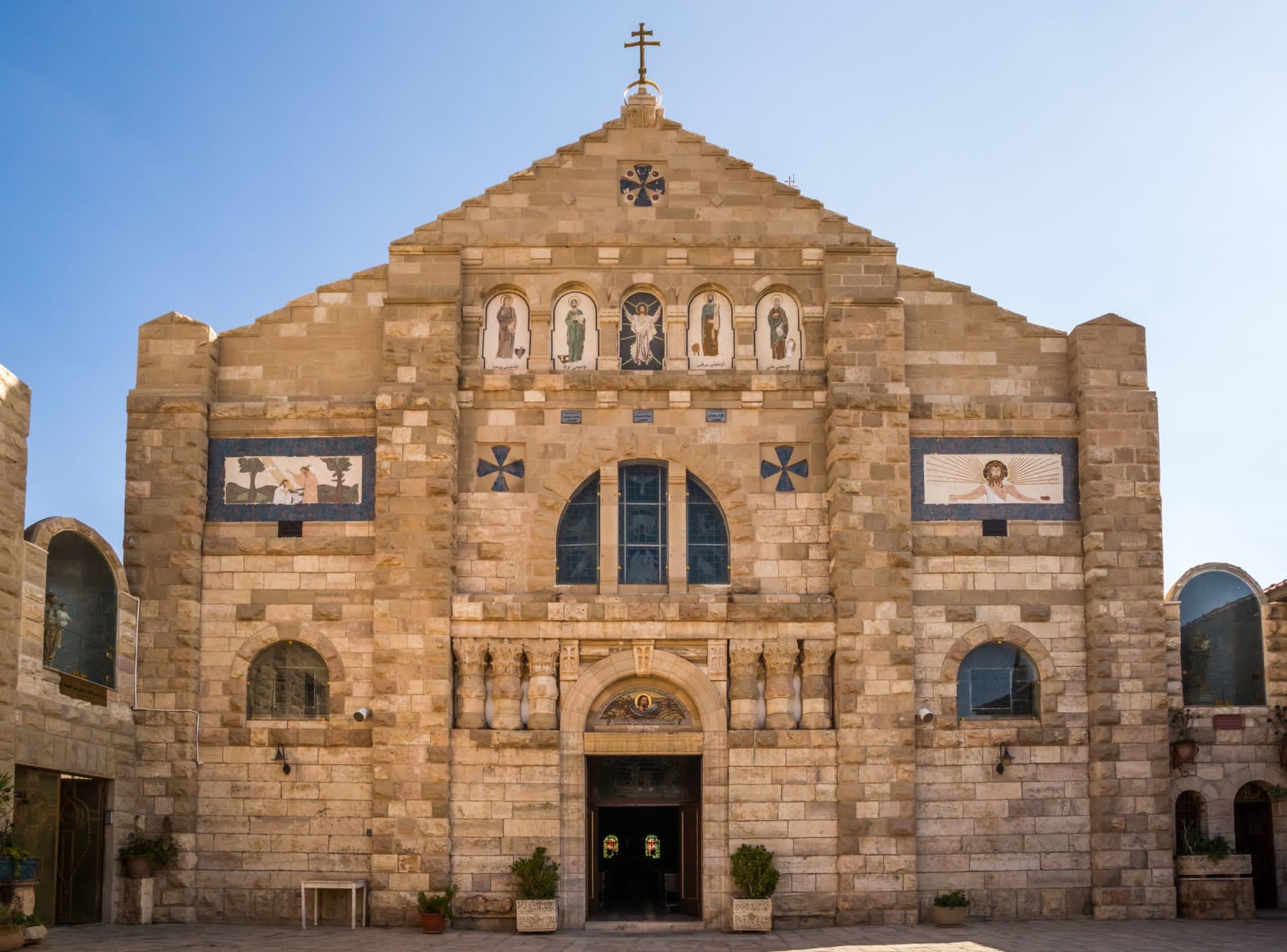 Jordanien hautnah - kulinarische Erlebnisreise ab Amman: Jordanien Madaba Kirche St. Johann