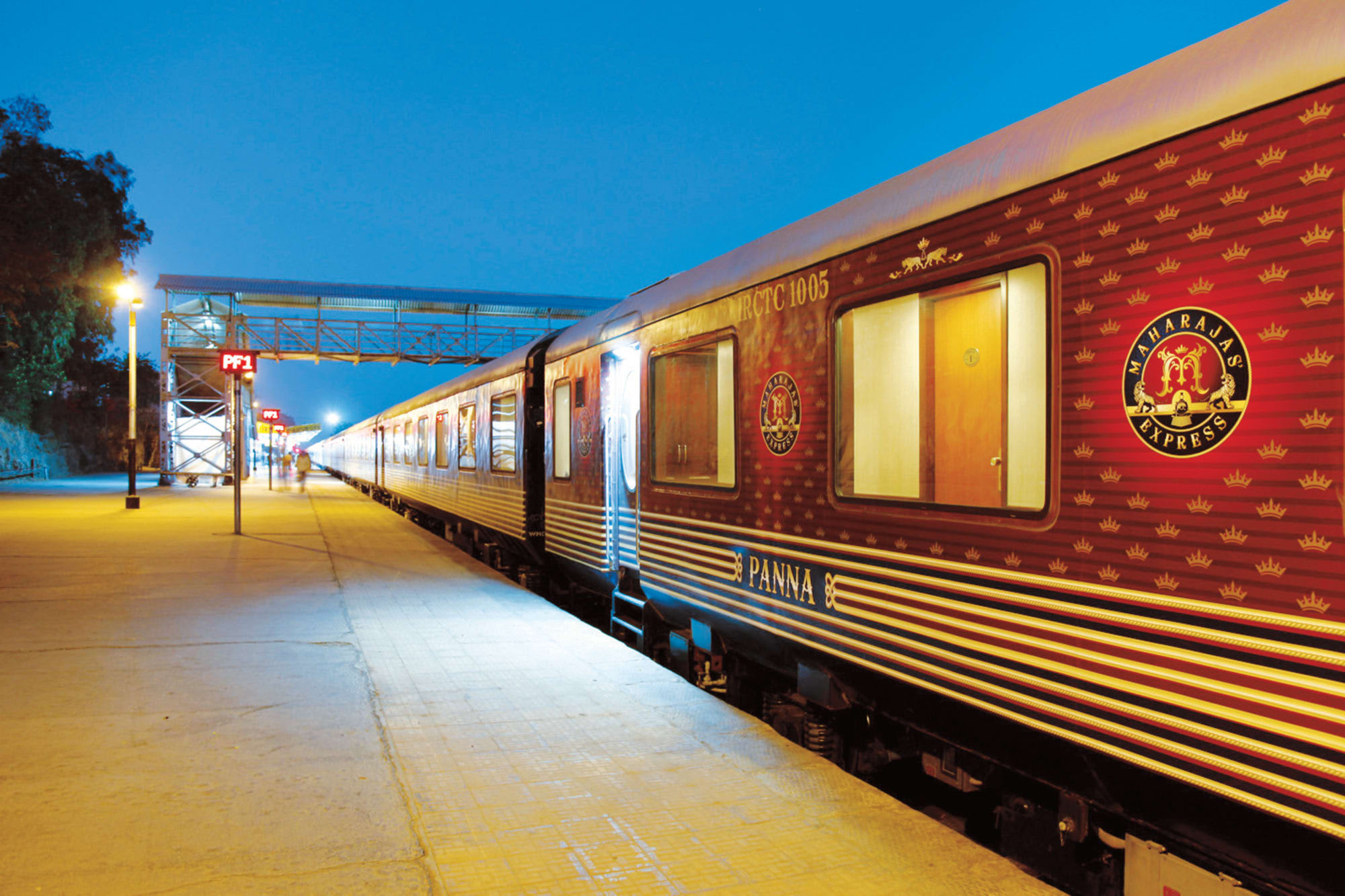 Maharadscha Express- Heritage of India ab Mumbai | Maharashtra: exterior: Maharaja Express Exterior