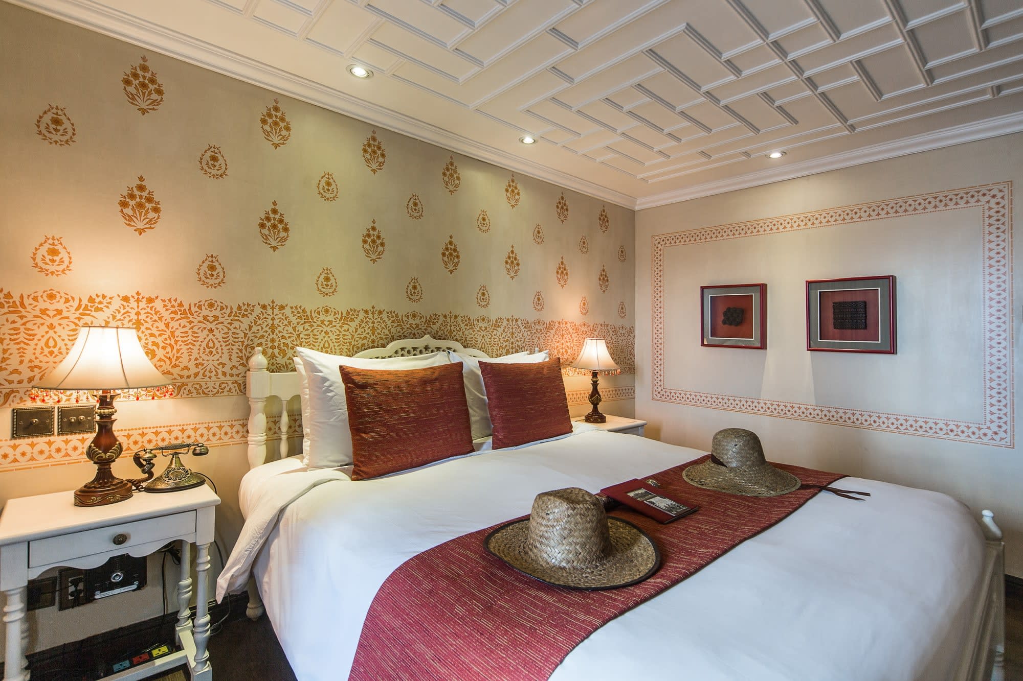 Den Mekong erleben mit Heritage Line, REP-SGN 8T/7N ab Siem Reap: Heritage Line Jahan Superior-Kabine