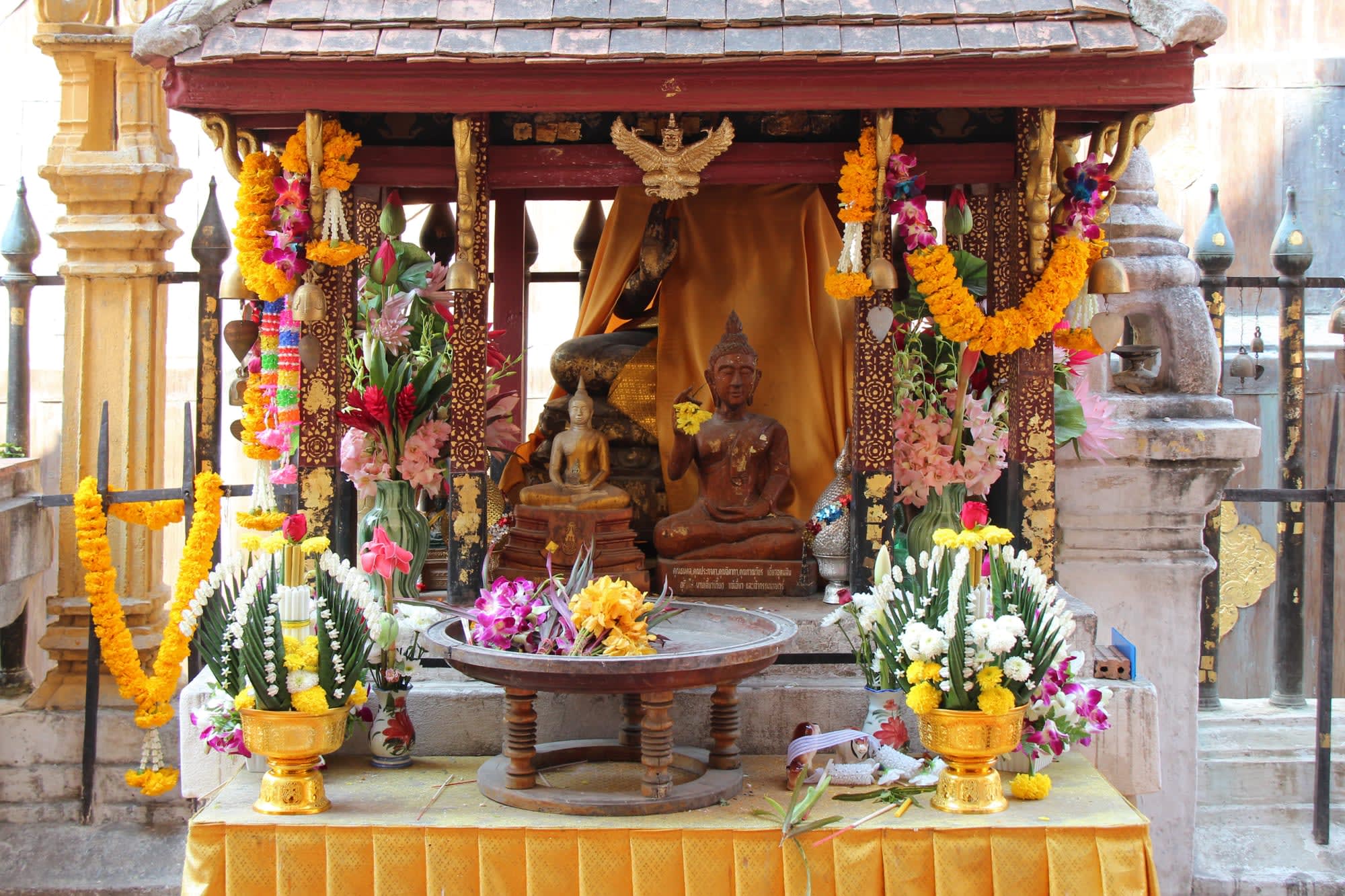 Das Lanna-Königreich ab Chiang Mai: Thailand Lampang Luang Tempel