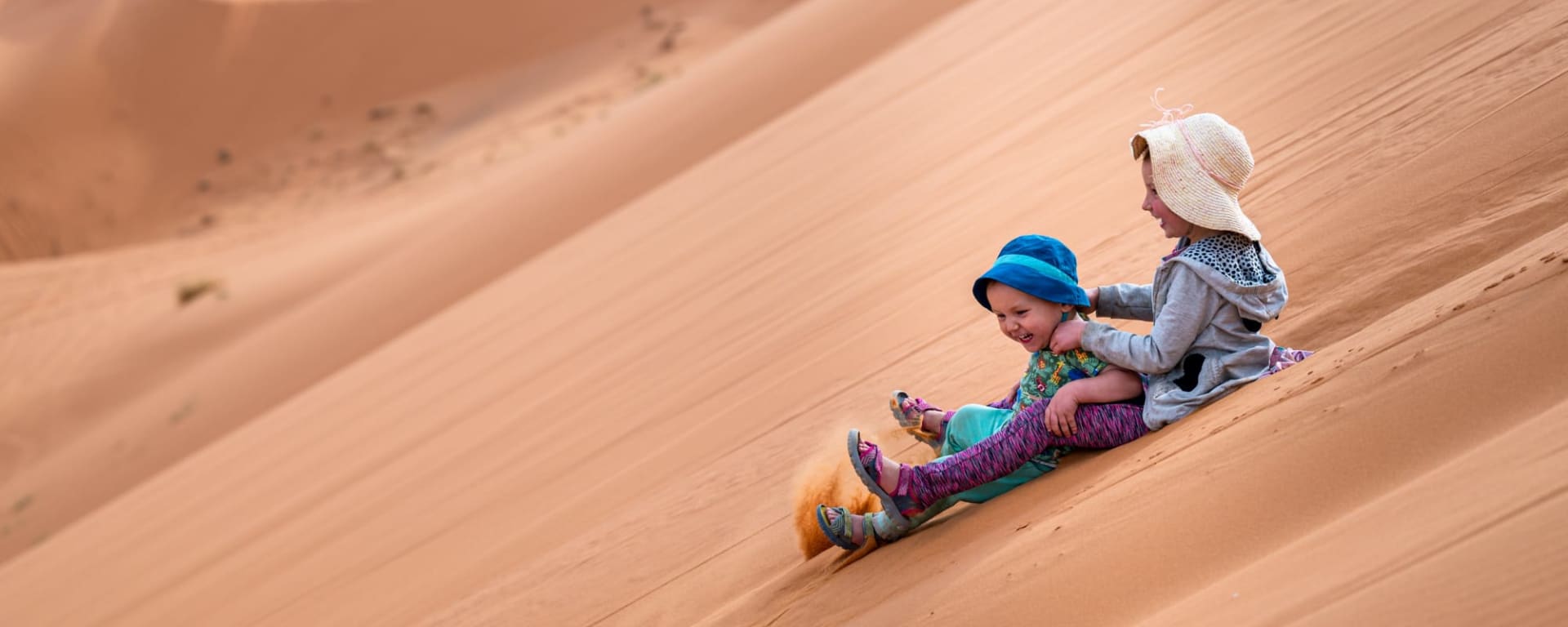 Familienabenteuer: Kids & Camels ab Marrakesch: Marokko Kinder in der Wüste