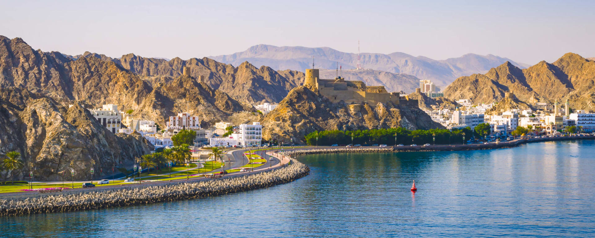Authentischer Oman ab Muscat: Muscat Küstenlinie