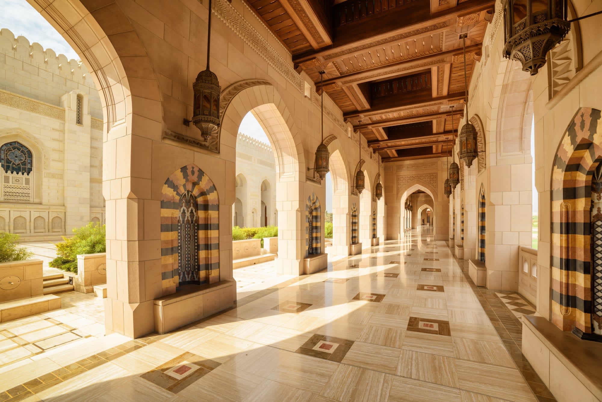 Wandern im Sultanat ab Muscat: Oman Muscat Sultan Qaboos Moschee