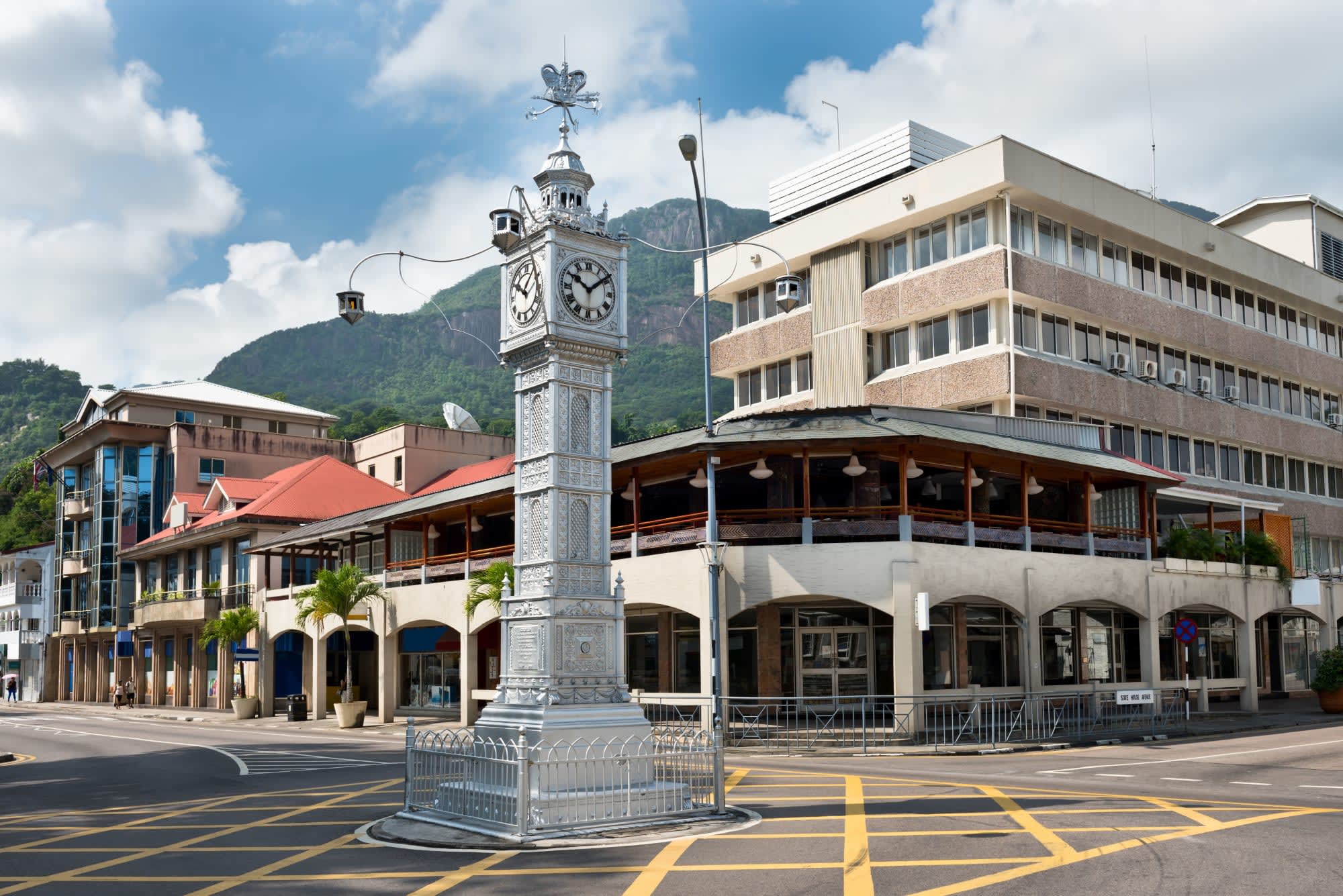 Cocktail Créole ab Mahé: Seychellen Victoria Clock Tower