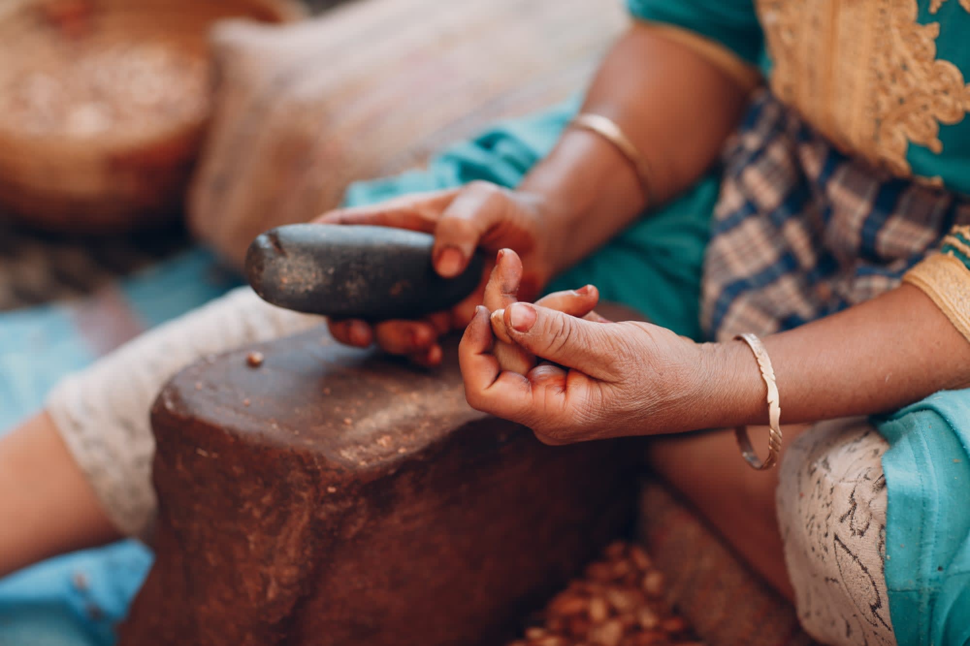 Argan, Wein & Safran ab Marrakesch: Marokko Argan Öl Herstellung