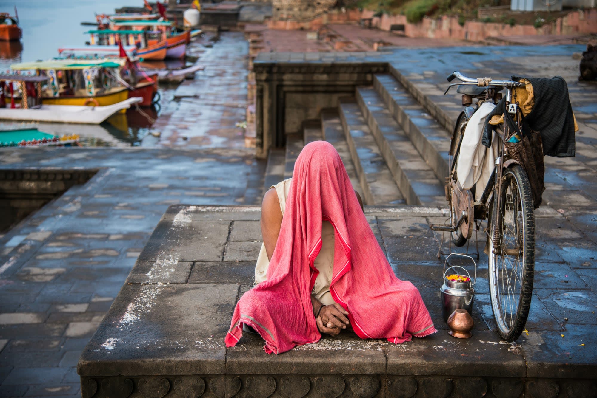 Architektur & Geschichte Zentralindiens ab Delhi: Indien Maheshwar Ghat