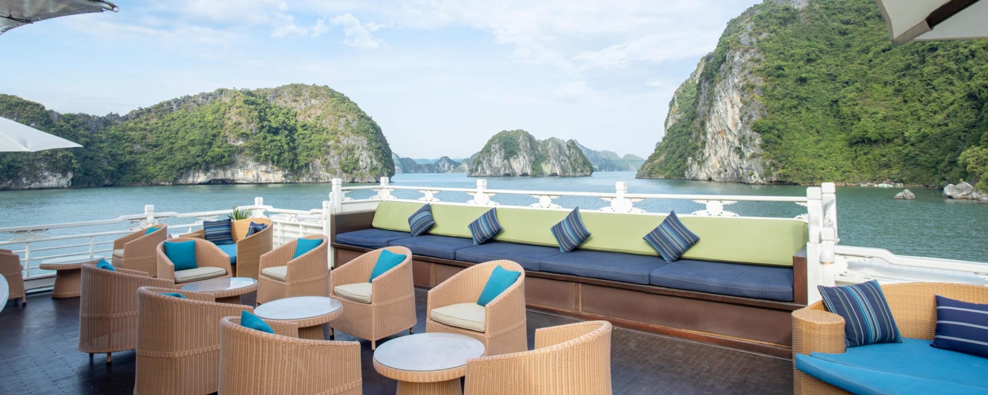 Lan Ha und Halong Bucht mit Au Co Cruise (2T/1N) ab Hanoi: Vietnam Au Co Cruise - Bar