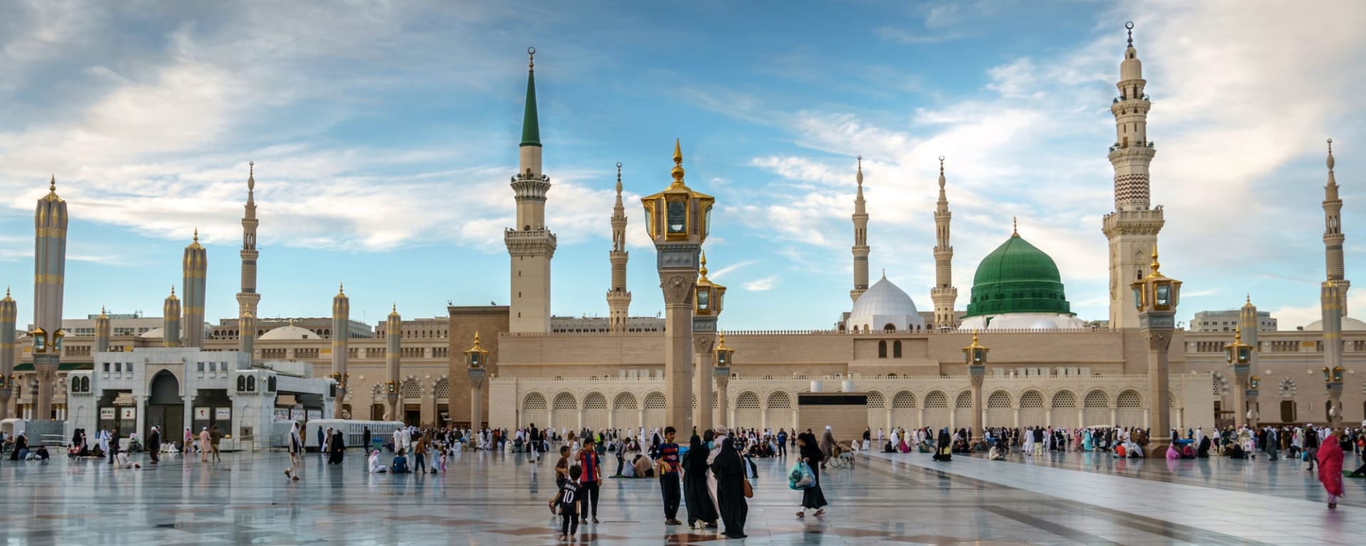 Saudi-Arabien: Sagenhaftes Königreich ab Riad: Saudi Arabien Medina Nabawi Moschee
