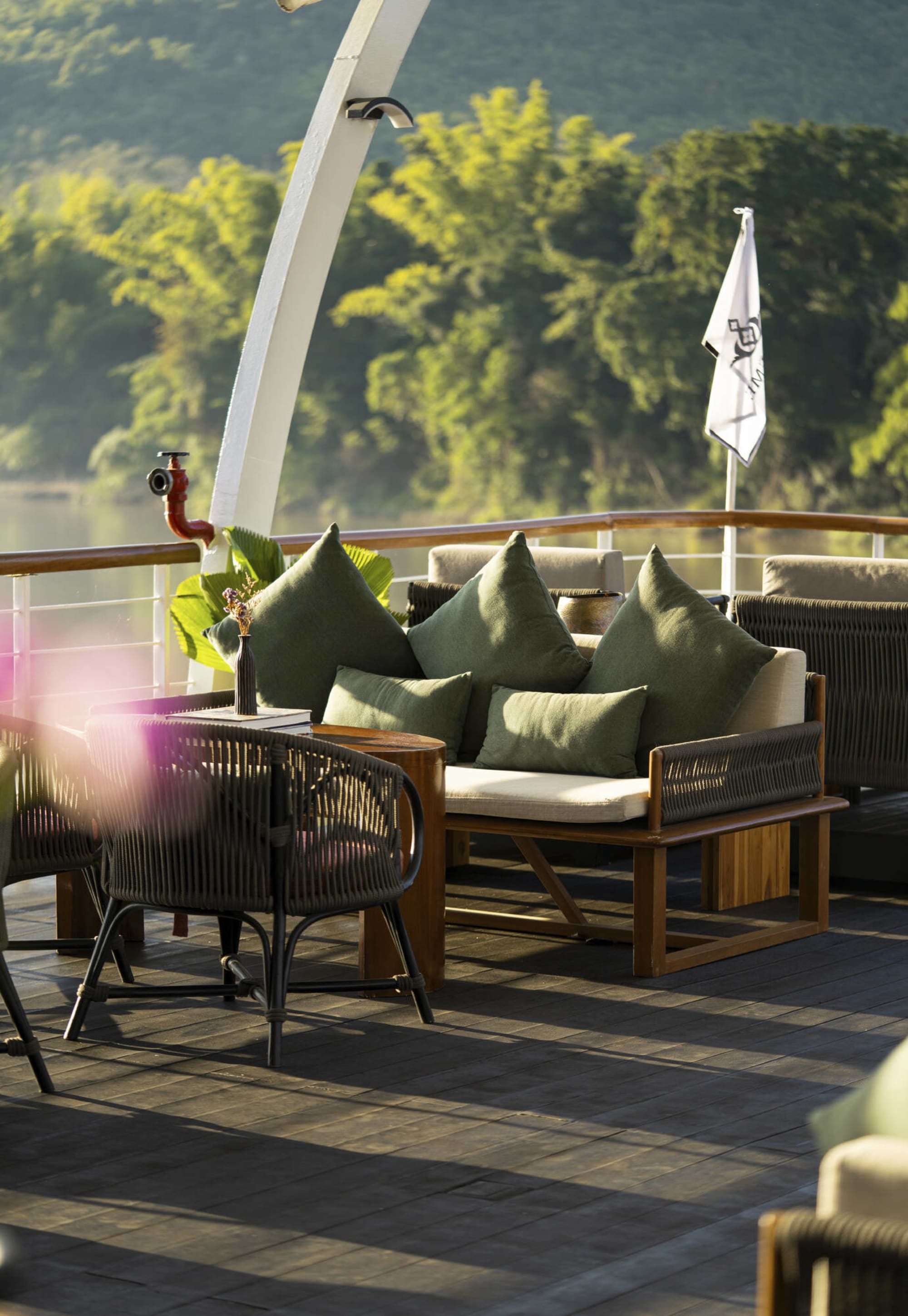 Boheme: Flussfahrt zu den Schätzen des Mekong ab Luang Prabang: Laos Flussfahrt zu den Schätzen des Mekong - Dining