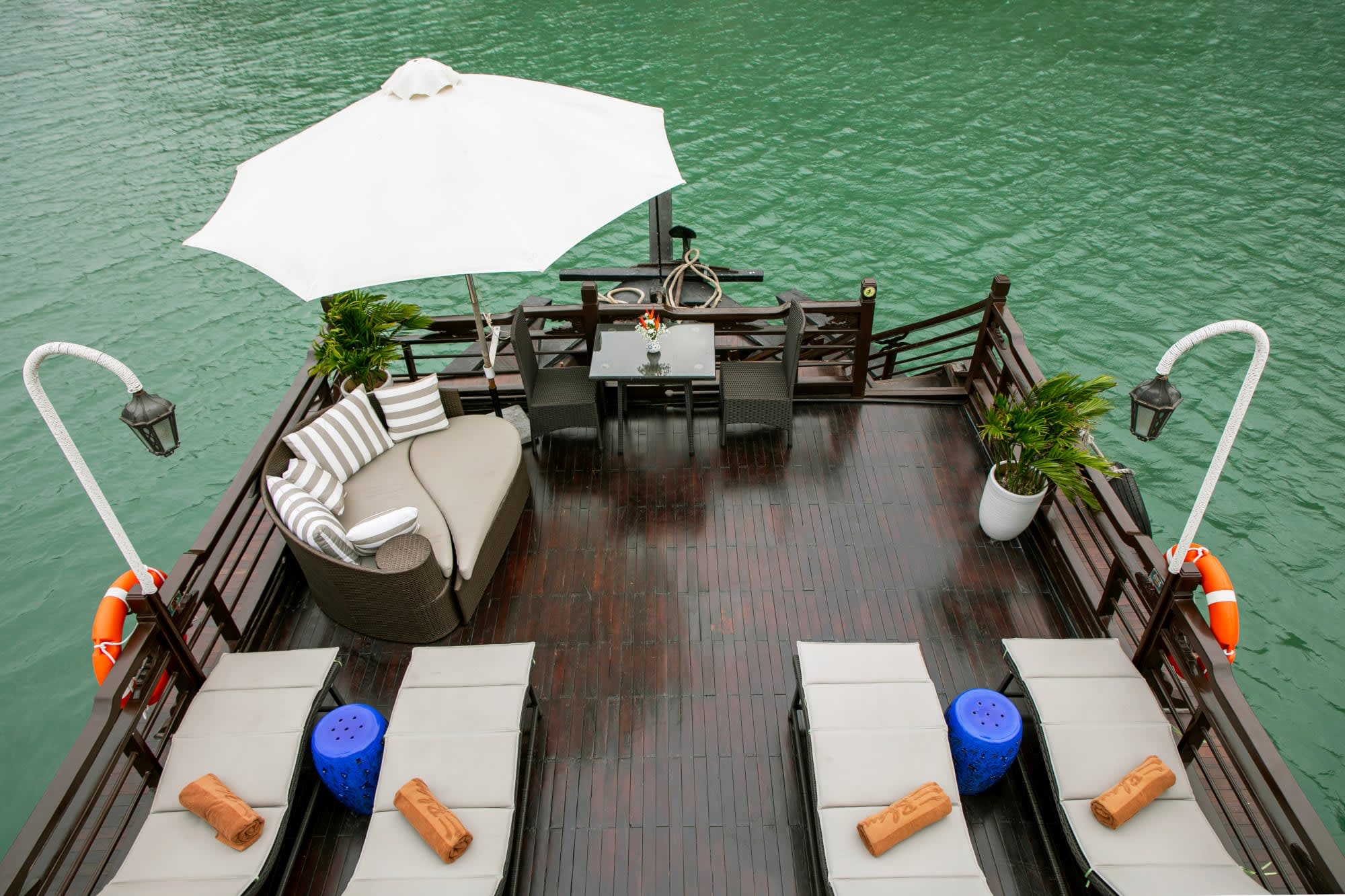 Faszinierende Halong Bucht mit Bhaya Legend, 3T/2N ab Hanoi: Vietnam Bhaya Legend