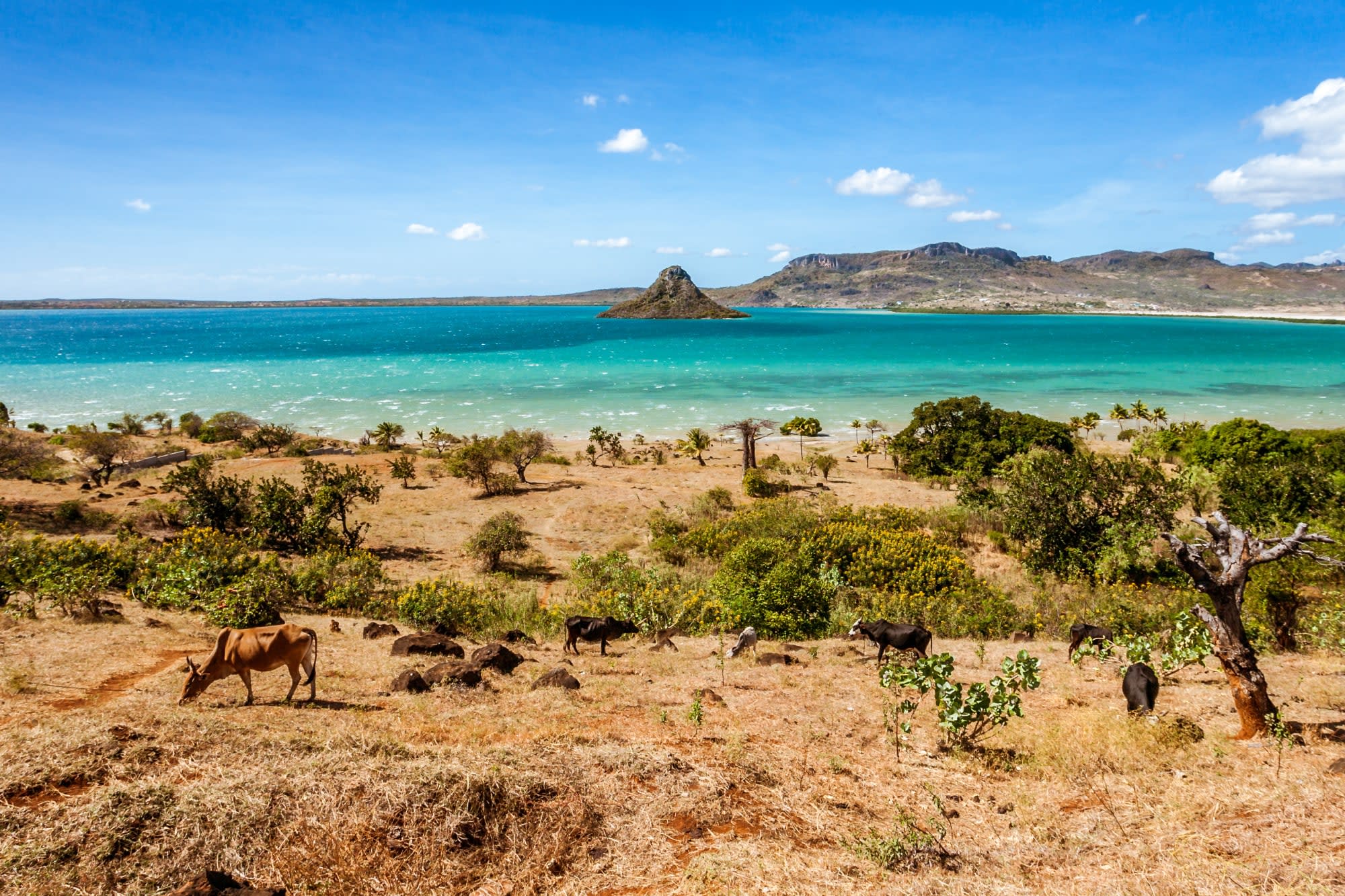 Diego Suarez & Nosy Be ab Antananarivo: Madagaskar Antsiranana Bucht