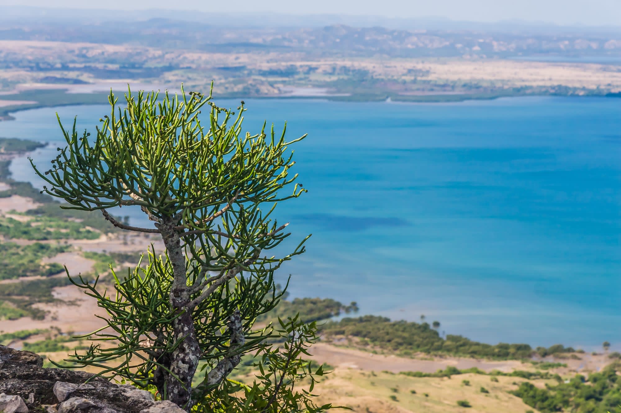 Diego Suarez & Nosy Be ab Antananarivo: Madagaskar Norden Strand