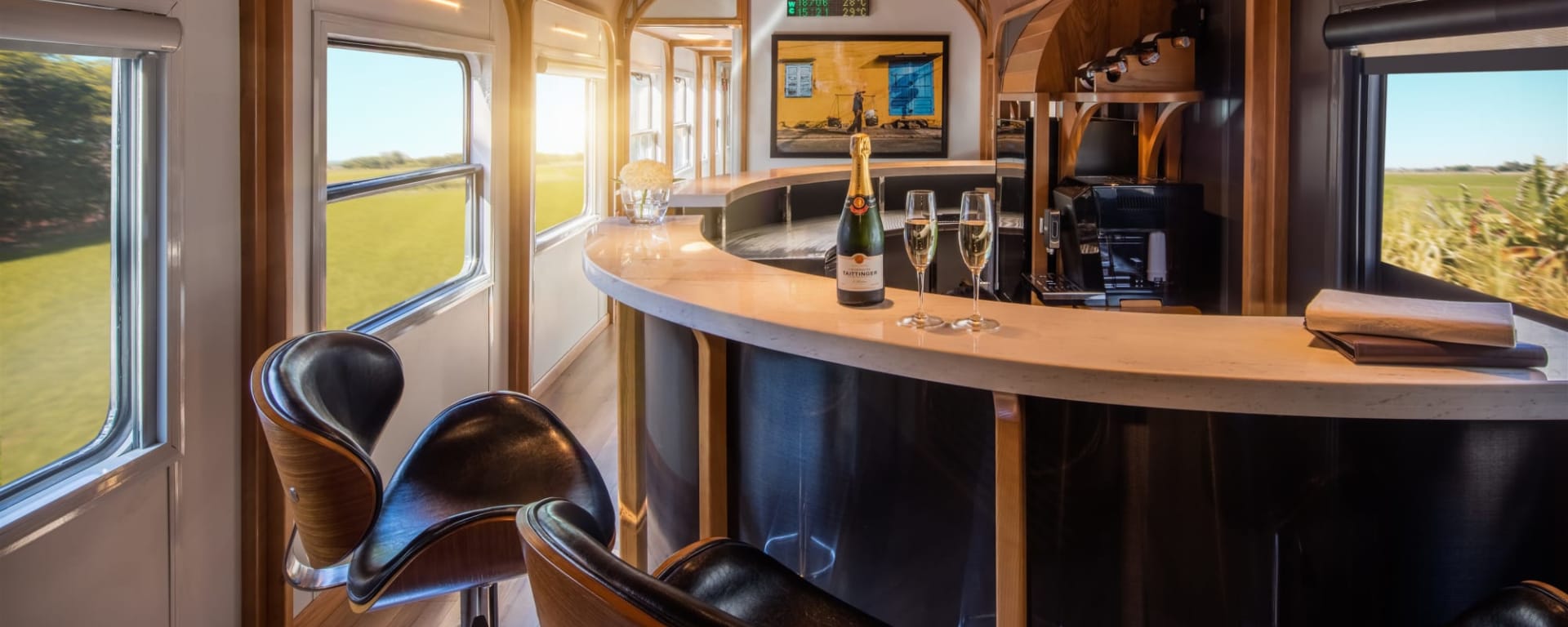 The Vietage by Anantara Luxury Railway Carriages ab Danang: Vietnam The Vietage
