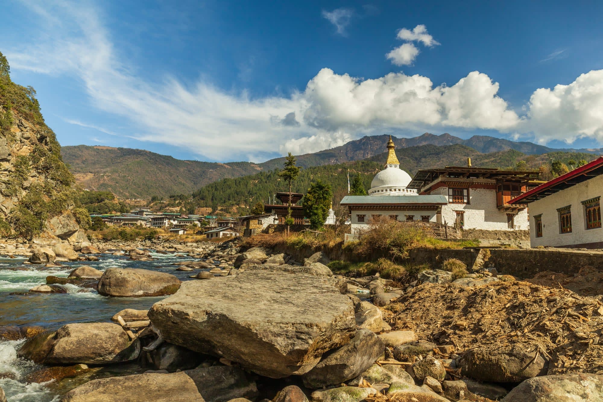 Authentisches Bhutan von Ost nach West ab Paro: Bhutan Trashiyangtse Dzong