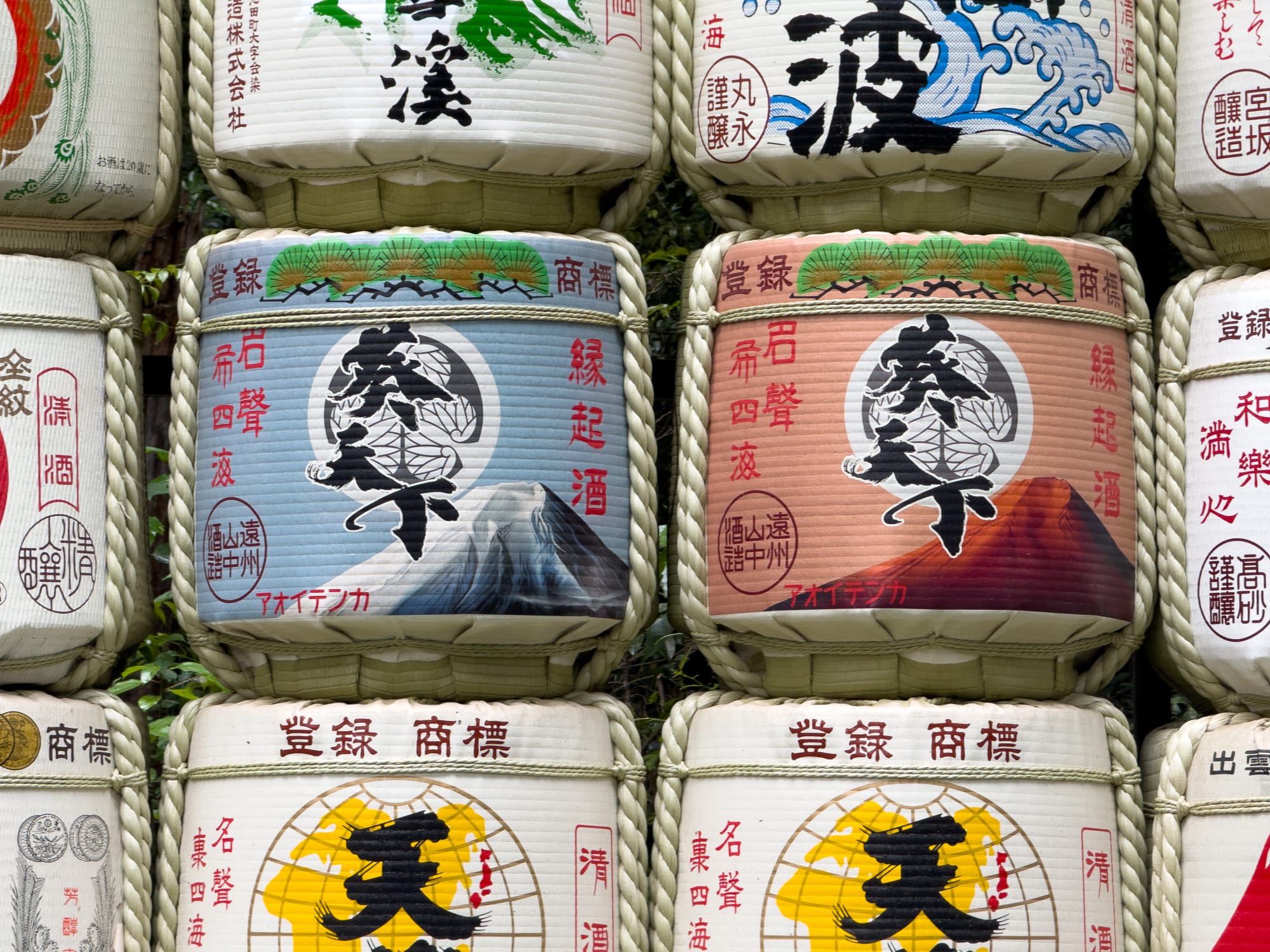 Von Hokkaido bis Tokio: Japan Sake Fässer
