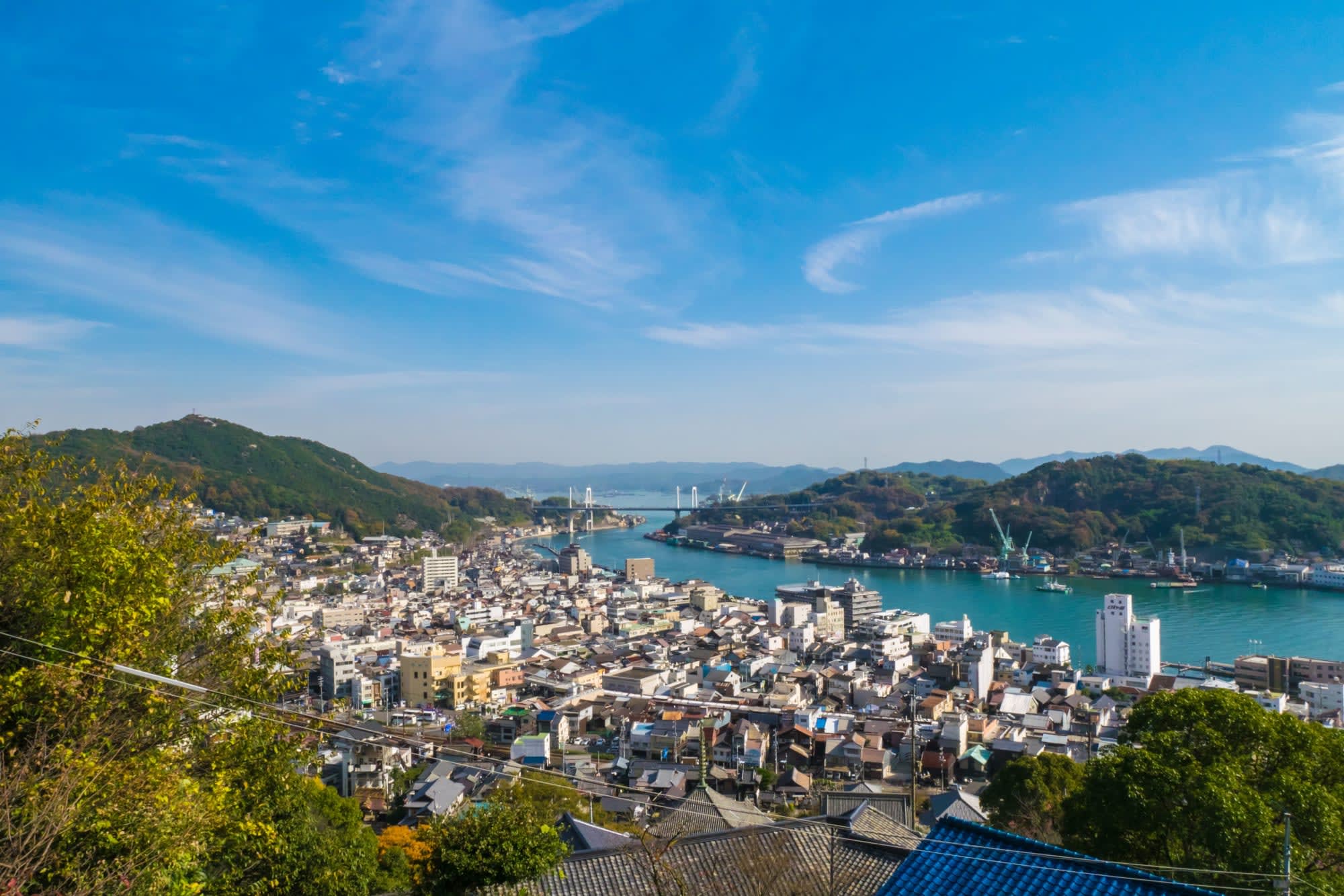 Westjapan entdecken mit dem Luxusbus ab Osaka: Japan Hiroshima