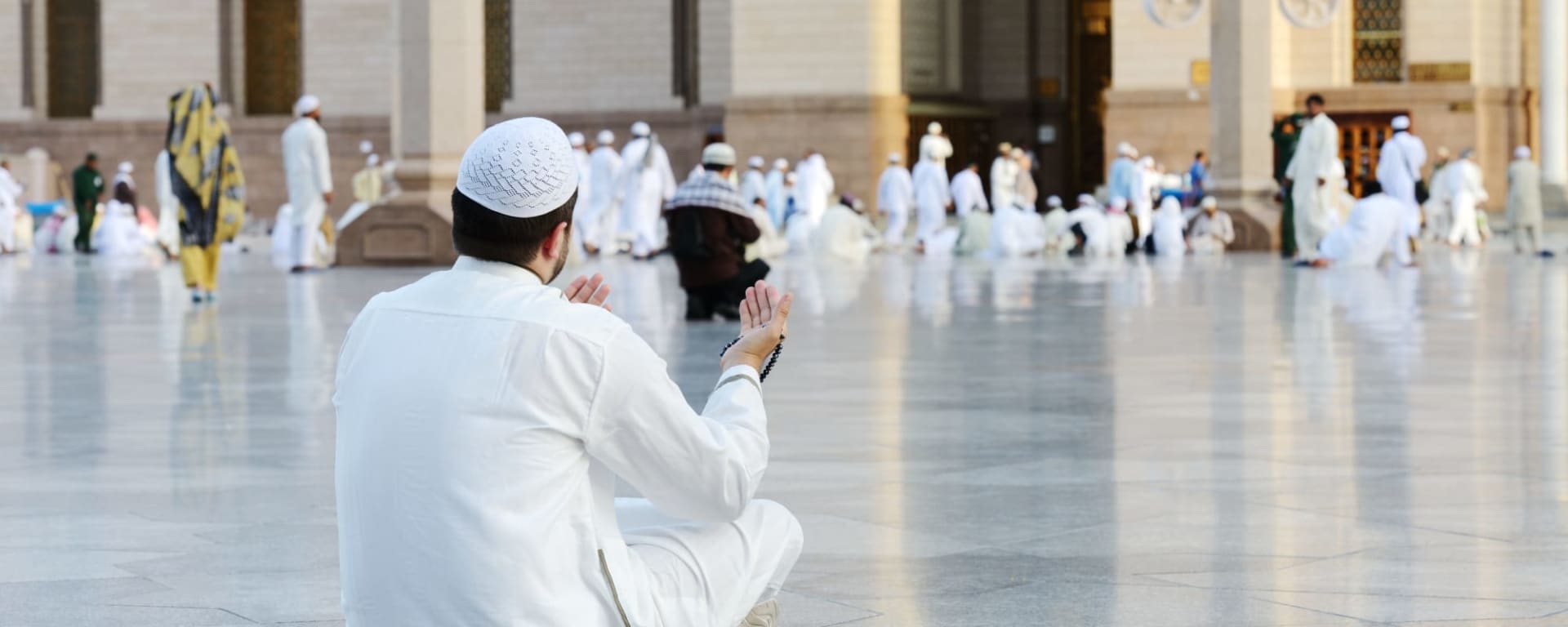 Klassisches Saudi-Arabien ab Jeddah: Saudi Arabien Medina Moschee
