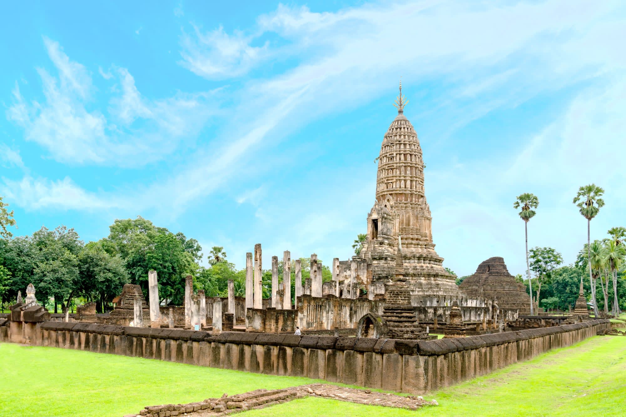 Siams Crossroads - auf neuen Wegen durch Thailands Norden ab Chiang Mai: Sukhothai Si Satchanalai Wat Phra Sri Rattana Mahathat