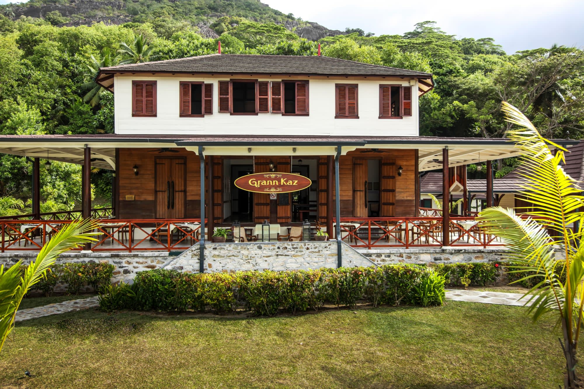 NIVA Labriz Seychelles in Outer Islands:  NIVA Labriz Seychelles Gran Kazz