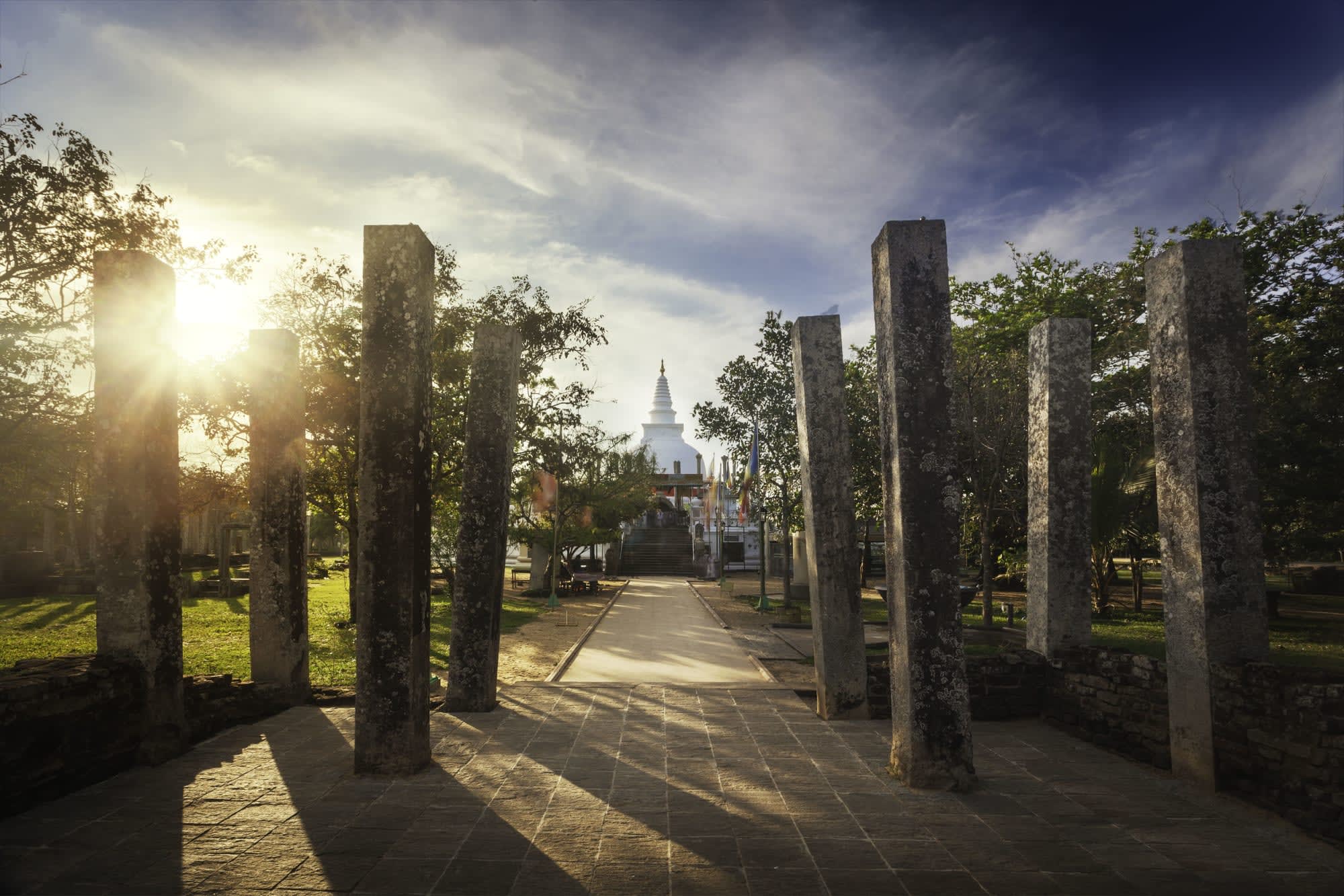 Auf neuen Wegen ab Colombo: Sri Lanka Anuradhapura