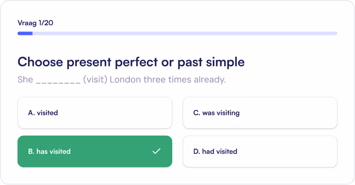 Dashboard van KennisKick AI-leerplatform op een laptop met gepersonaliseerde oefeningen voor leerlingen.