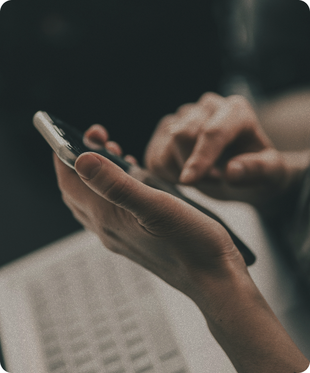 Man typing on the phone