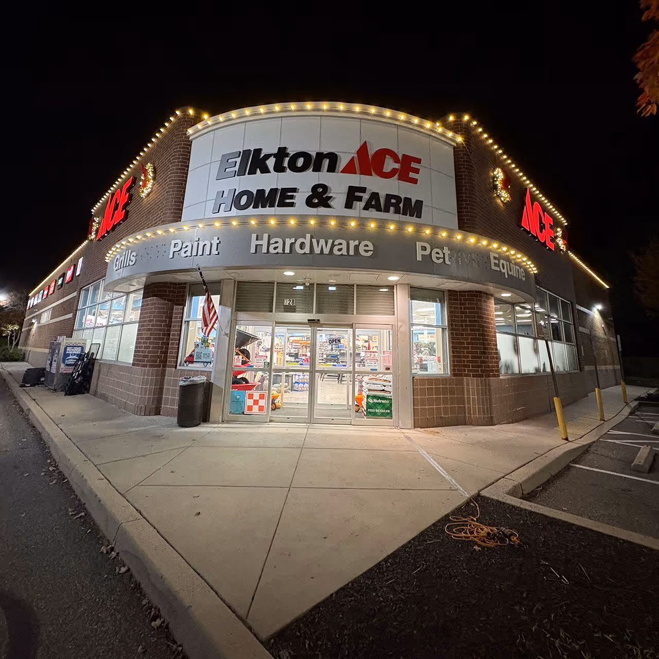 LED outdoor lighting by Long Meadow Lawn and Landscape