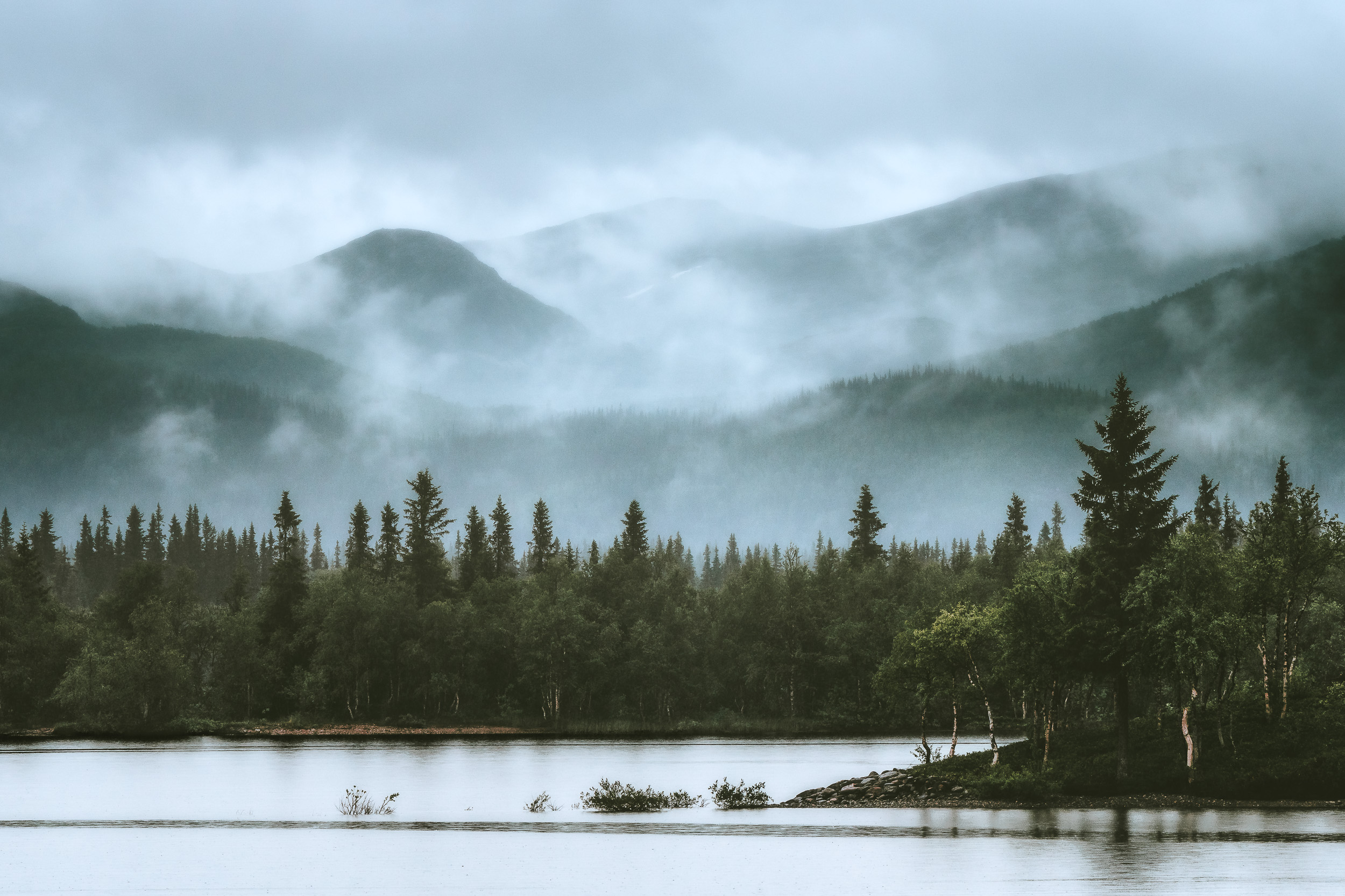 exploring-nordic-wilderness-photography