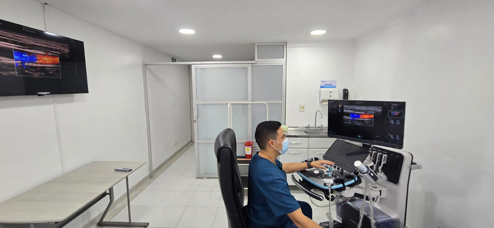image of a team meeting (for a medical clinic)