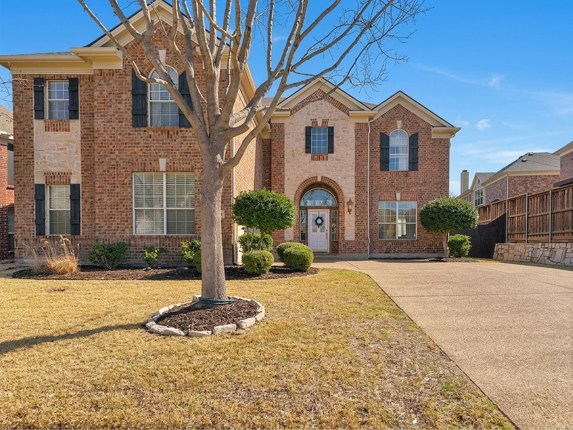 Nature's Edge Estate