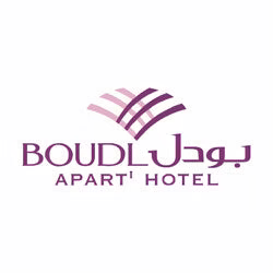 Logotipo de Boudl Apart' Hotel con texto en inglés y árabe.