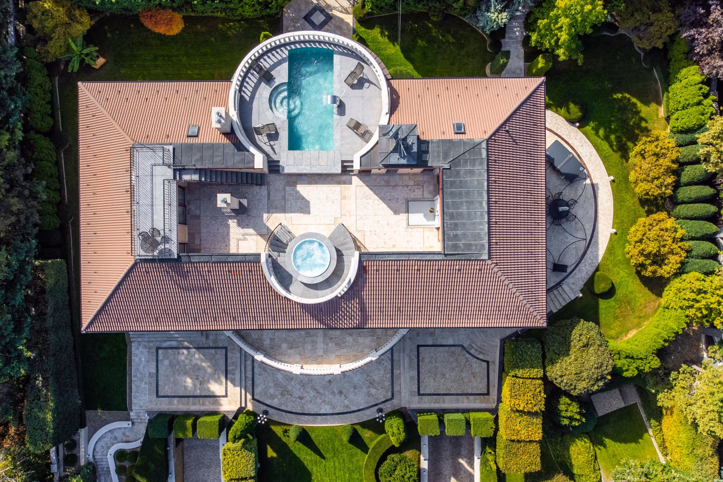 1025 Budapest -Klasszikus luxus újracsomagolva – Szemlőhegyi Villák