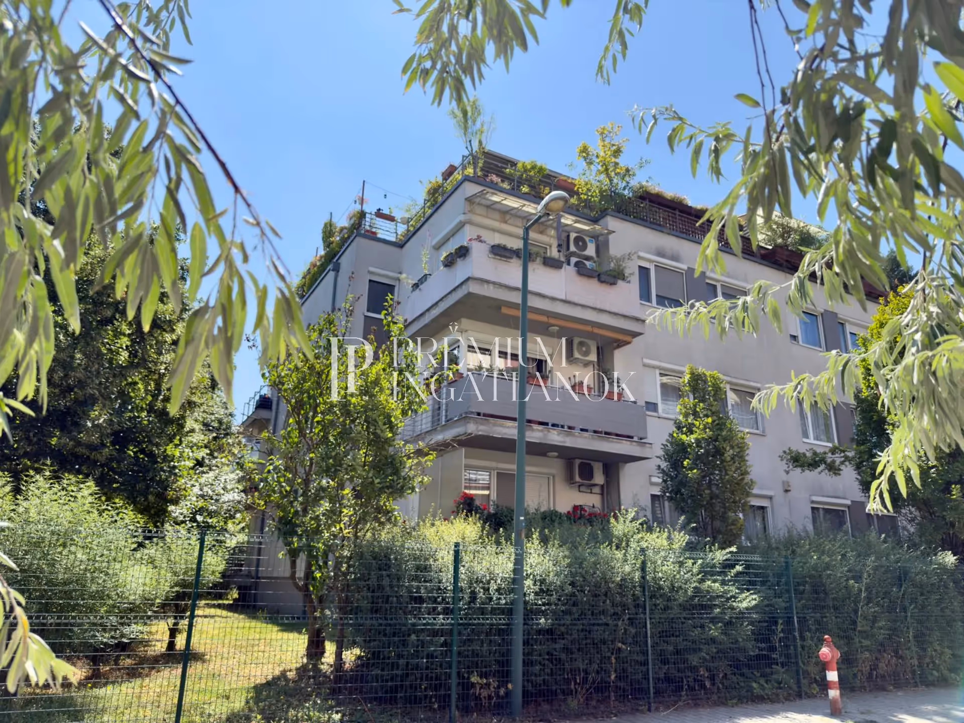 Budapest 14. kerület - Páratlan Penthouse élmény Zugló szívében 100 m²-es körpanorámás terasszal