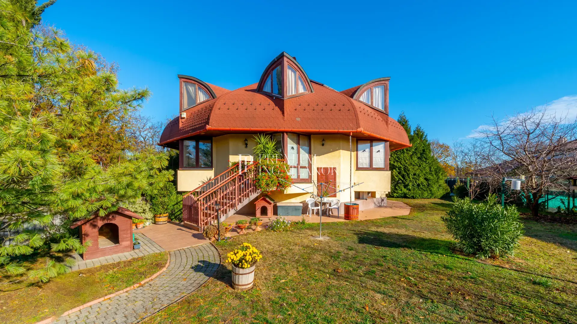 2030 Érd - Prémium, energiatudatos családi villa 