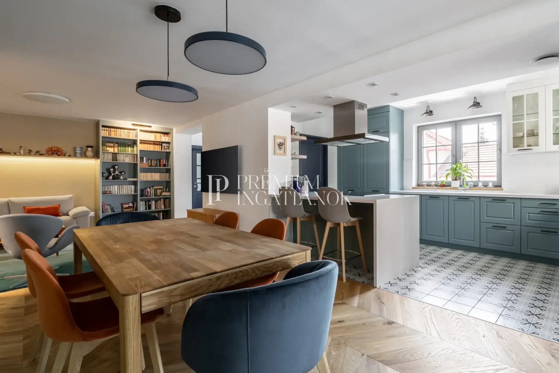 2066 Szár - Eladó exkluzív luxusbirtok a Gerecse és Vértes lábánál