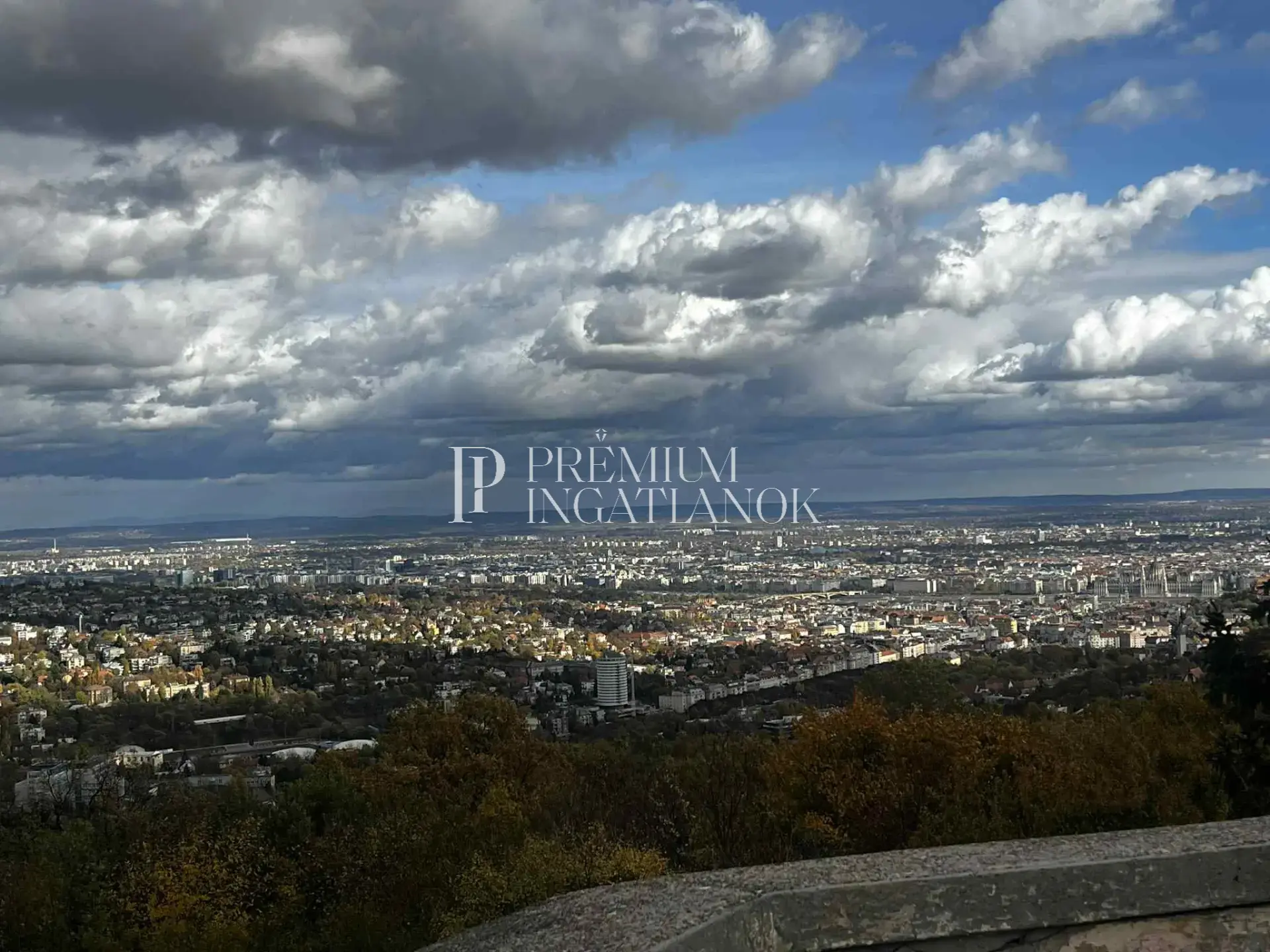 Budapest 12. kerület - Örök panorámás 6762 m2-es telek