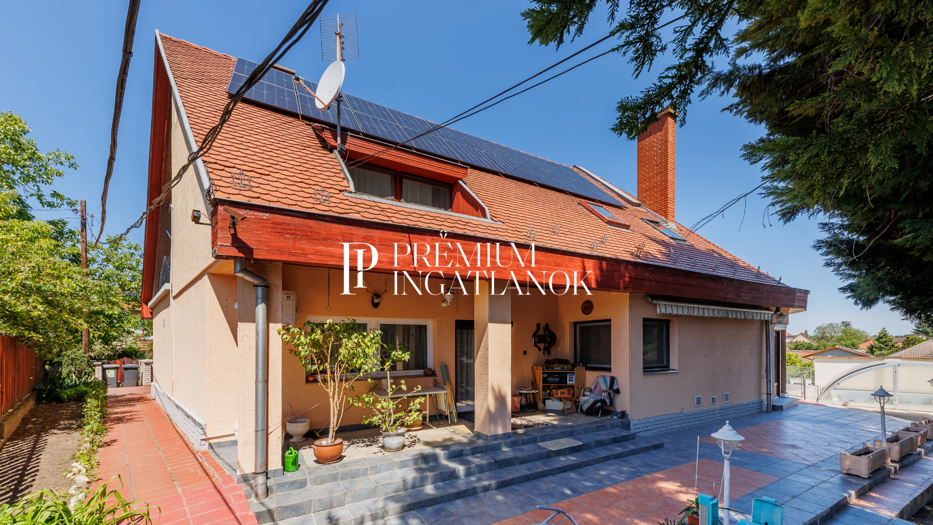 2400 Dunaújváros - Kivételes elegancia és kétgenerációs luxus