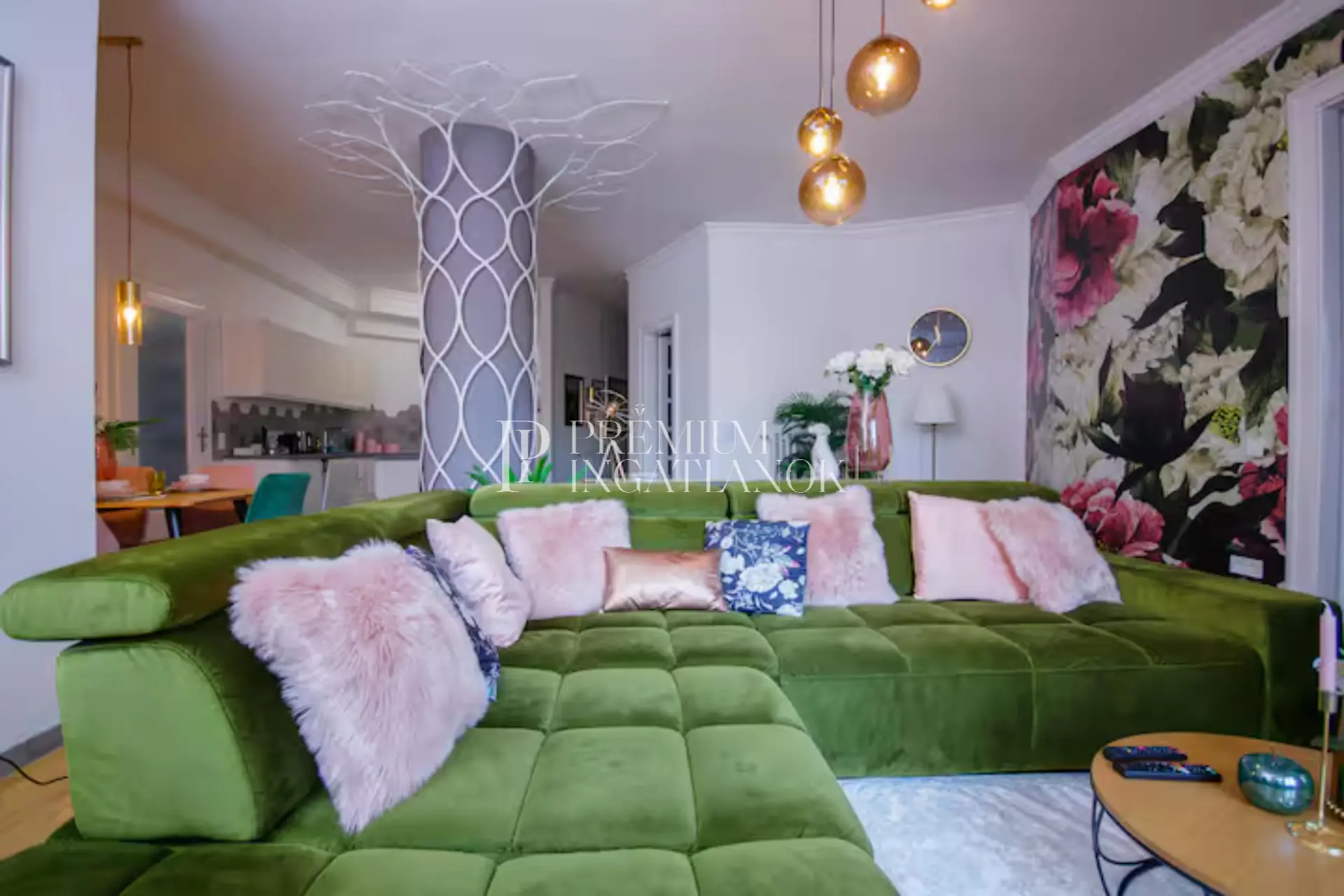 KIADÓ Budapest 6. kerület - Teljesen berendezett, 114 m2-es dizájn lakás