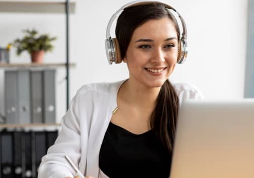 Freepik Image 01 - Webinar X Webflow Template