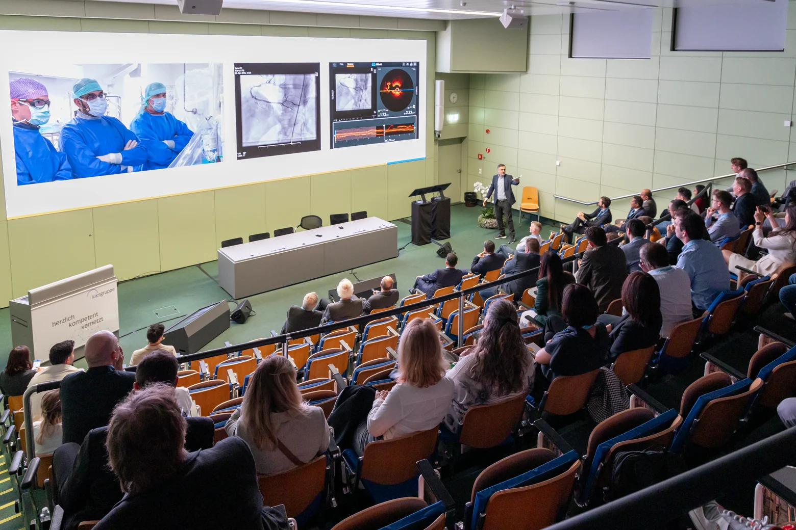 Live-case session in the main hall · Day 1 · LUKS Lucerne