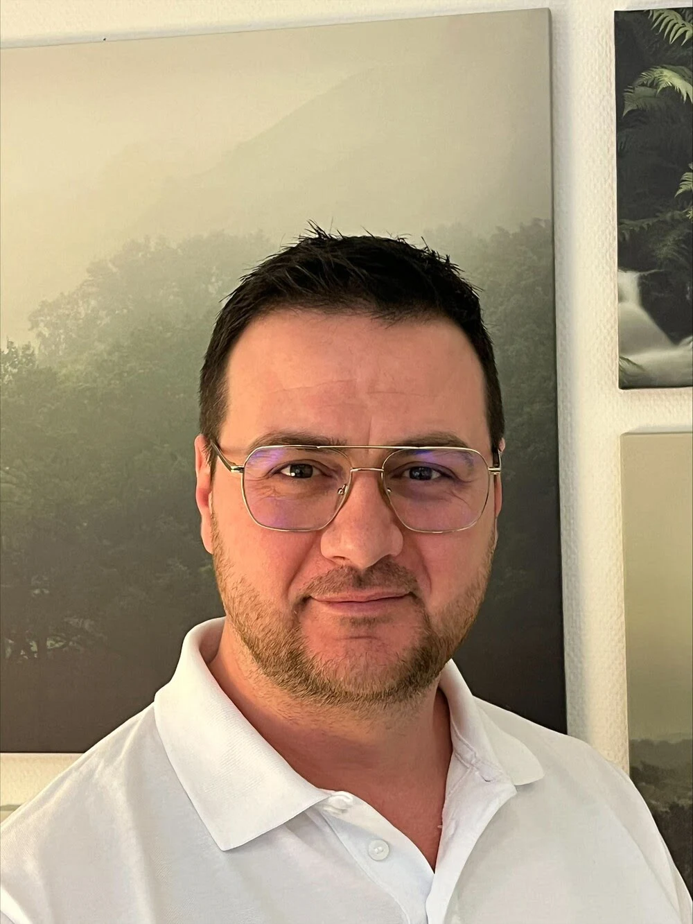 Indrit Leku – Physiotherapeut in Anerkennung bei Medilon