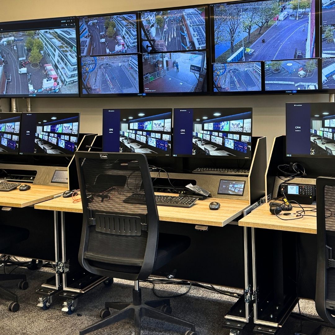image of a traffic control center