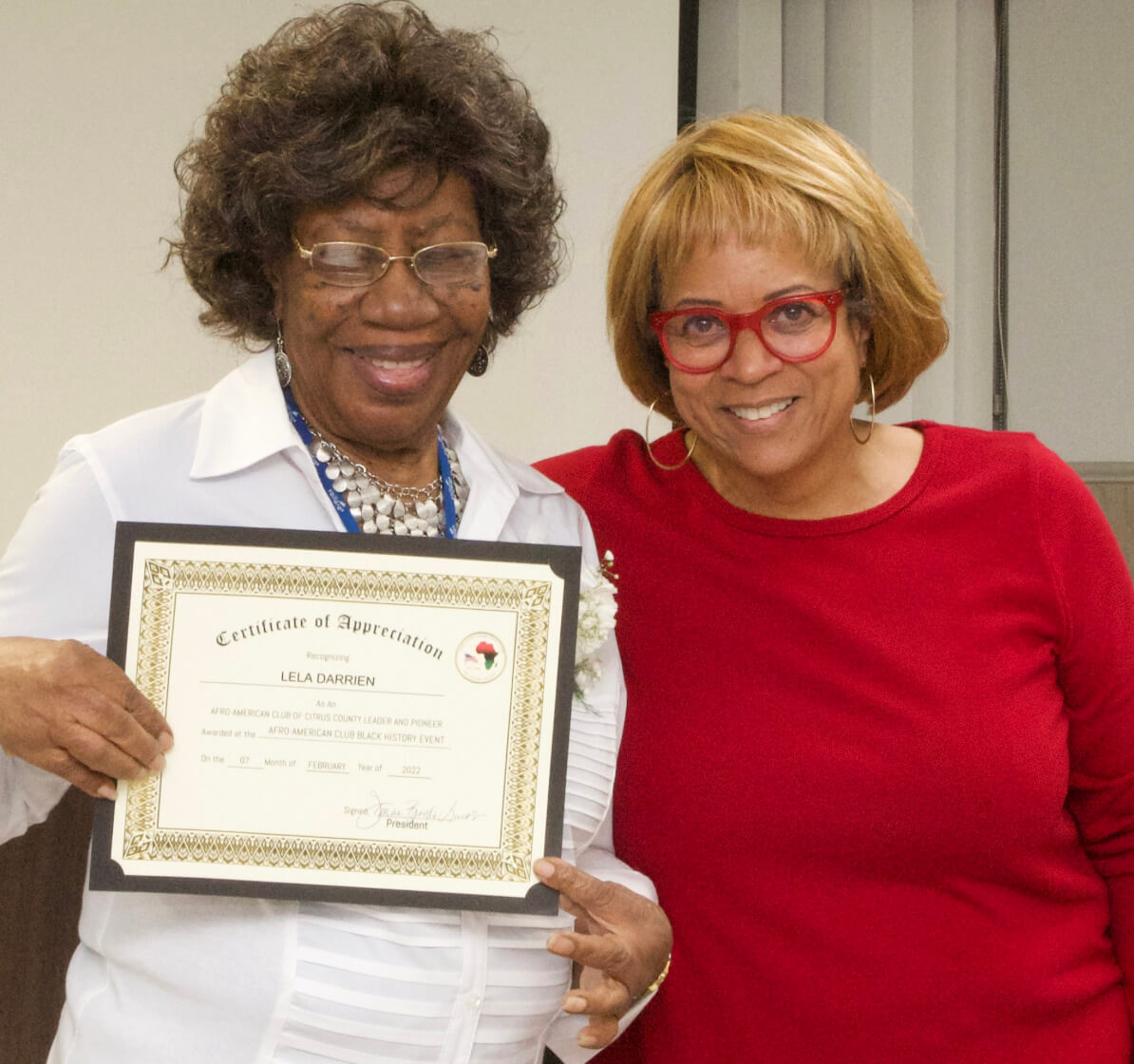 Lela Darrien on left with President  Donna B. Lucas