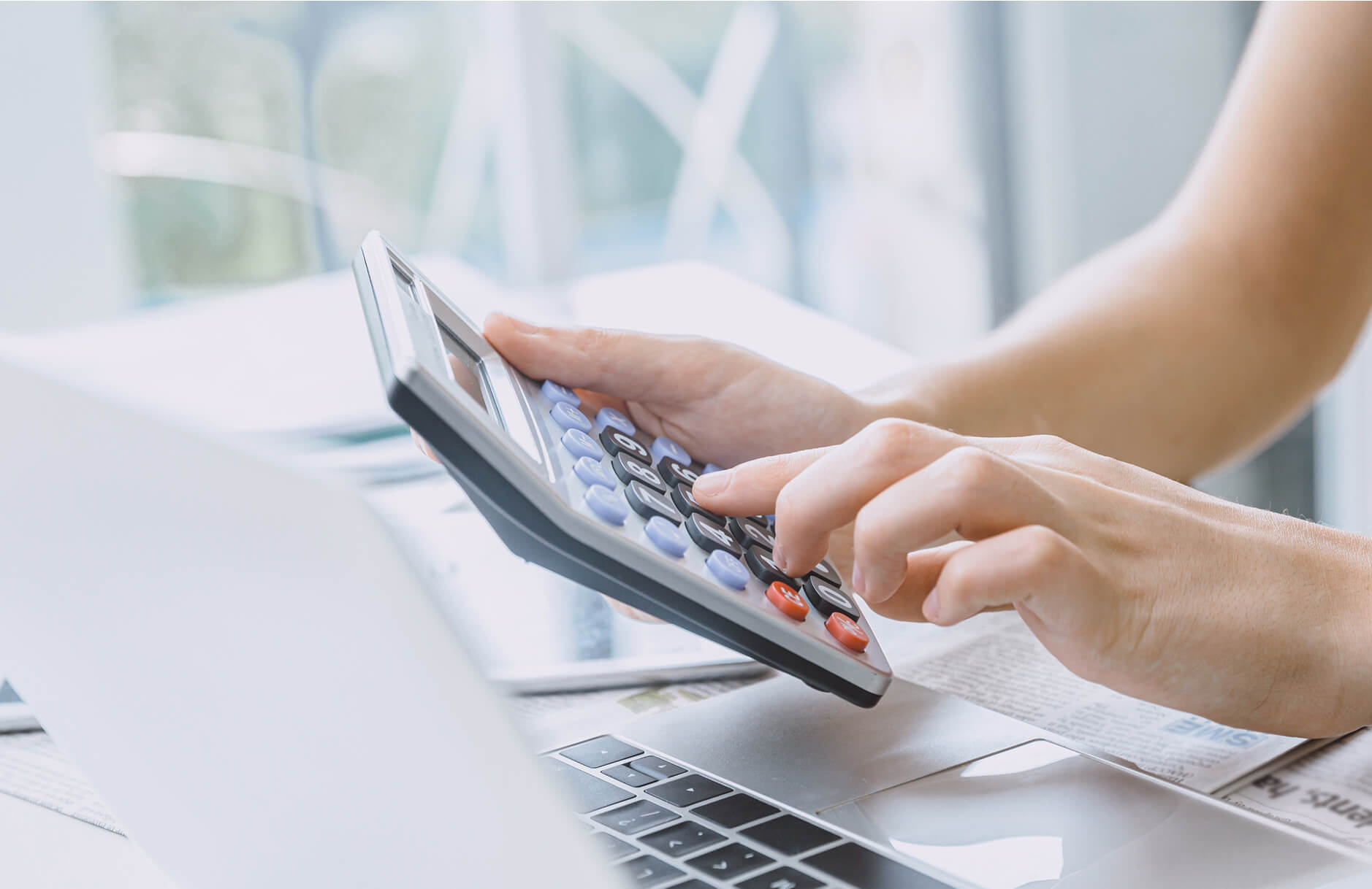 acountant calculating business