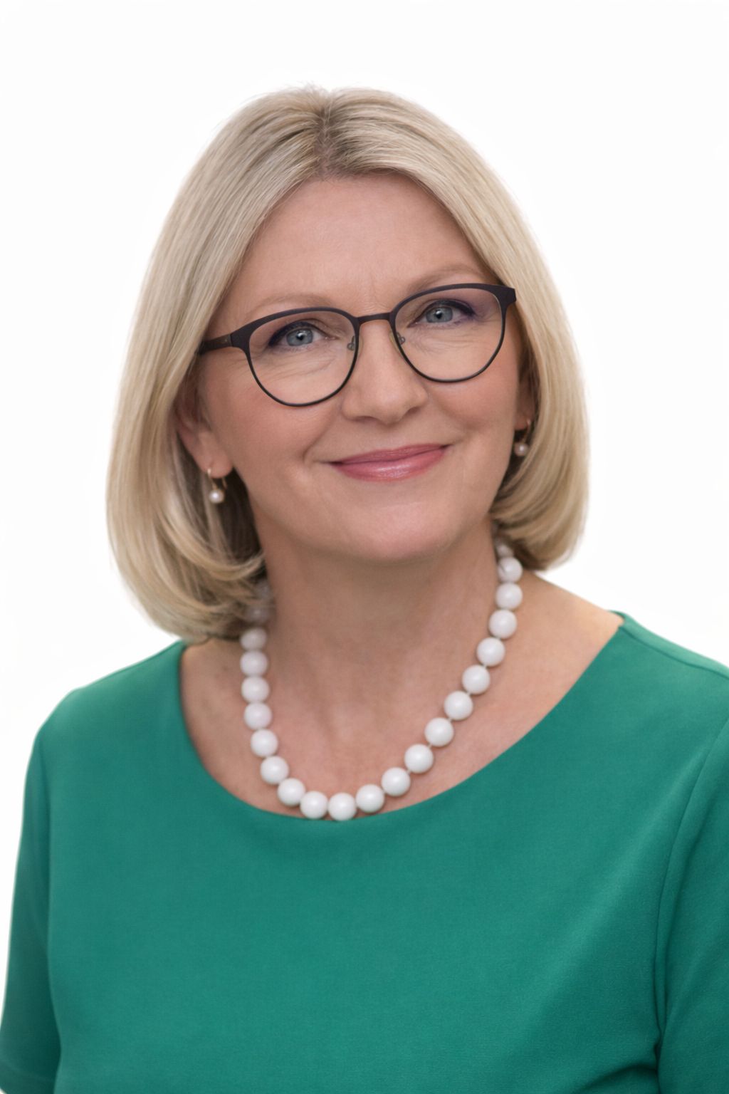 accounting-partner-alicja-krawiecka-professional-accountant-portrait