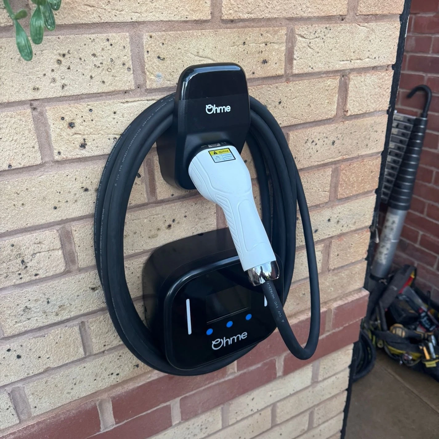 ohme untethered install on wall no wires