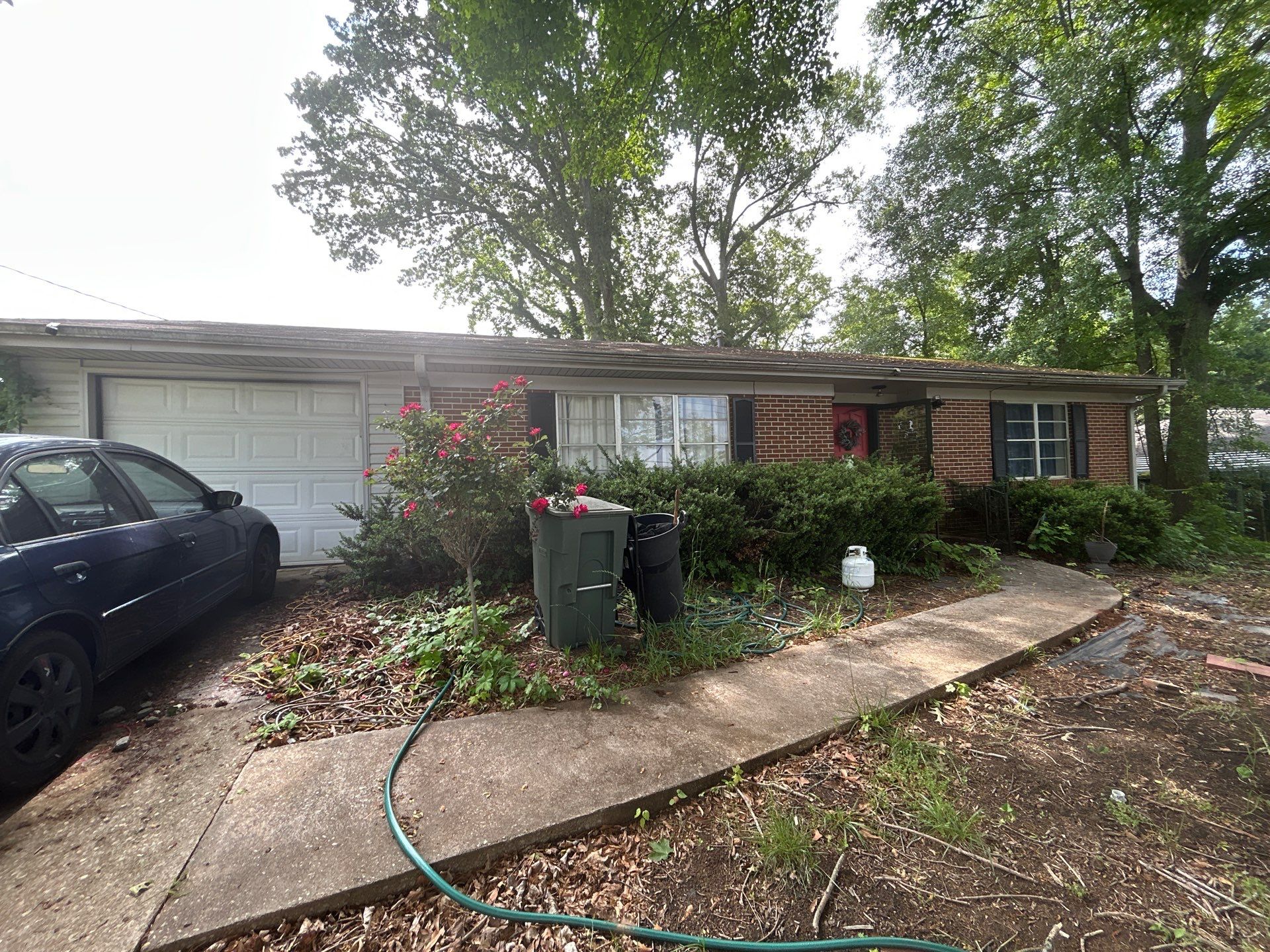 1340 Vine St NE Gainesville - Front Yard Before